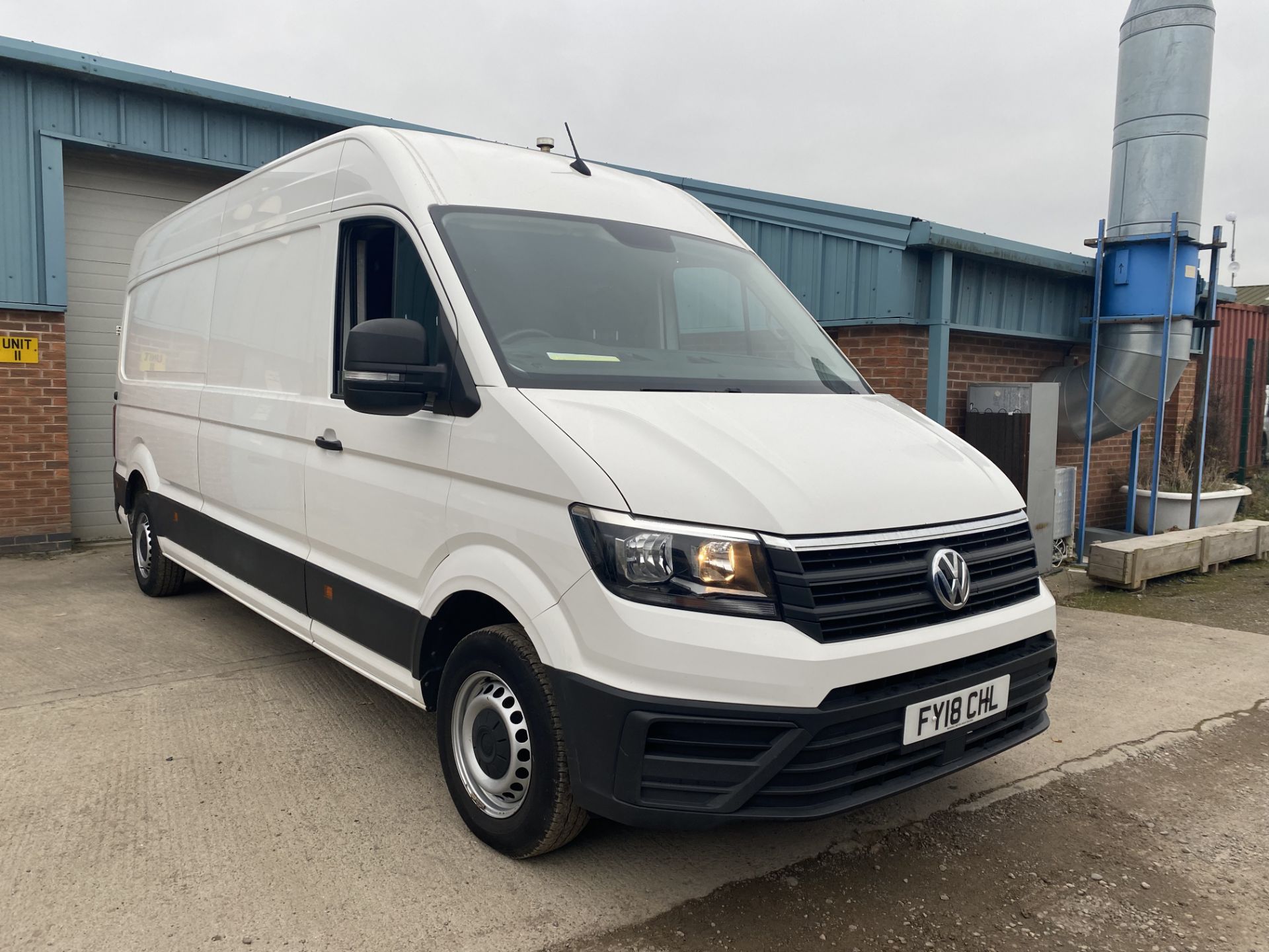 (RESERVE MET)Volkswagen Crafter CR35 2.0tdi 'LWB HIGH ROOF' - 18 Reg - 1 Owner - (New Shape) Euro 6 - Image 2 of 17