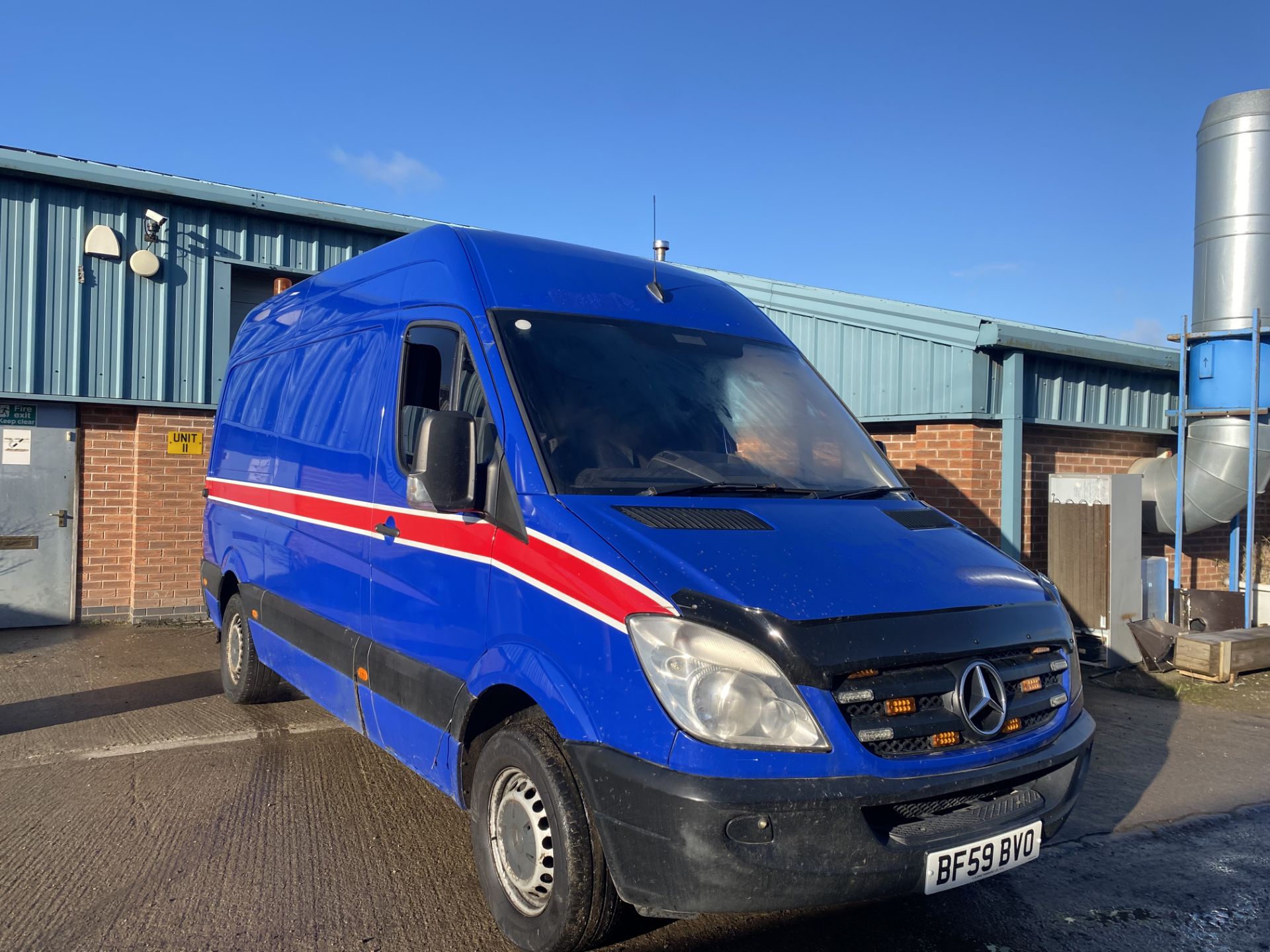 (Reserve Met) Mercedes Sprinter 311Cdi Medium Wheel Base 'High Roof' Van - 59 Reg - 1 Owner - - Image 2 of 13