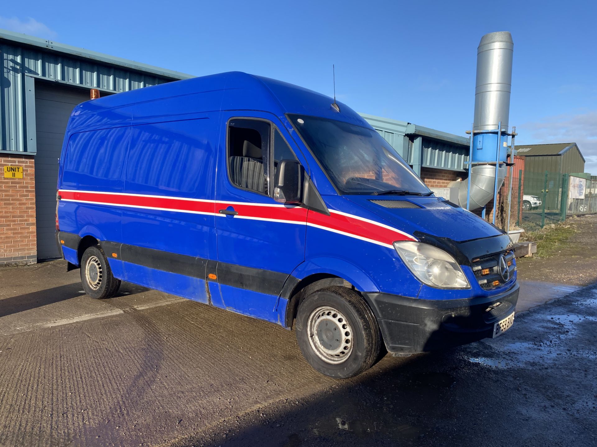 (Reserve Met) Mercedes Sprinter 311Cdi Medium Wheel Base 'High Roof' Van - 59 Reg - 1 Owner -