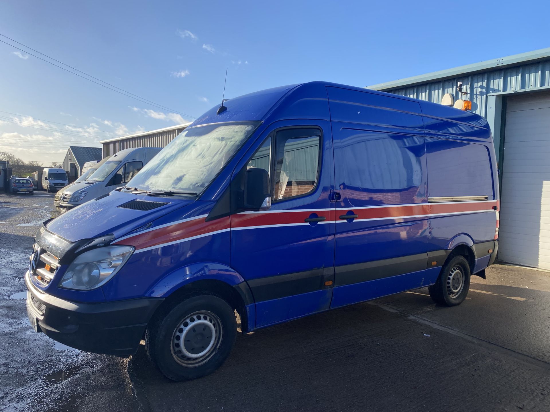 (Reserve Met) Mercedes Sprinter 311Cdi Medium Wheel Base 'High Roof' Van - 59 Reg - 1 Owner - - Image 4 of 13