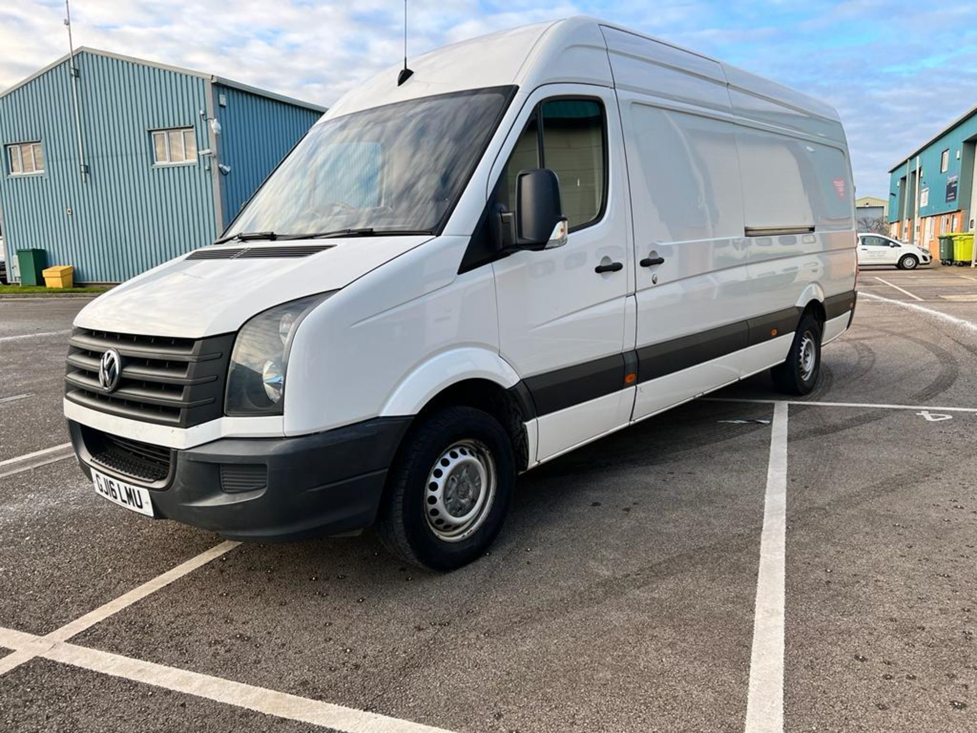 (RESERVE MET) Volkswagen Crafter CR35 2.0tdi 134bhp 'LWB HIGH ROOF' - 2016 16 Reg - fully ply lined - Image 3 of 19