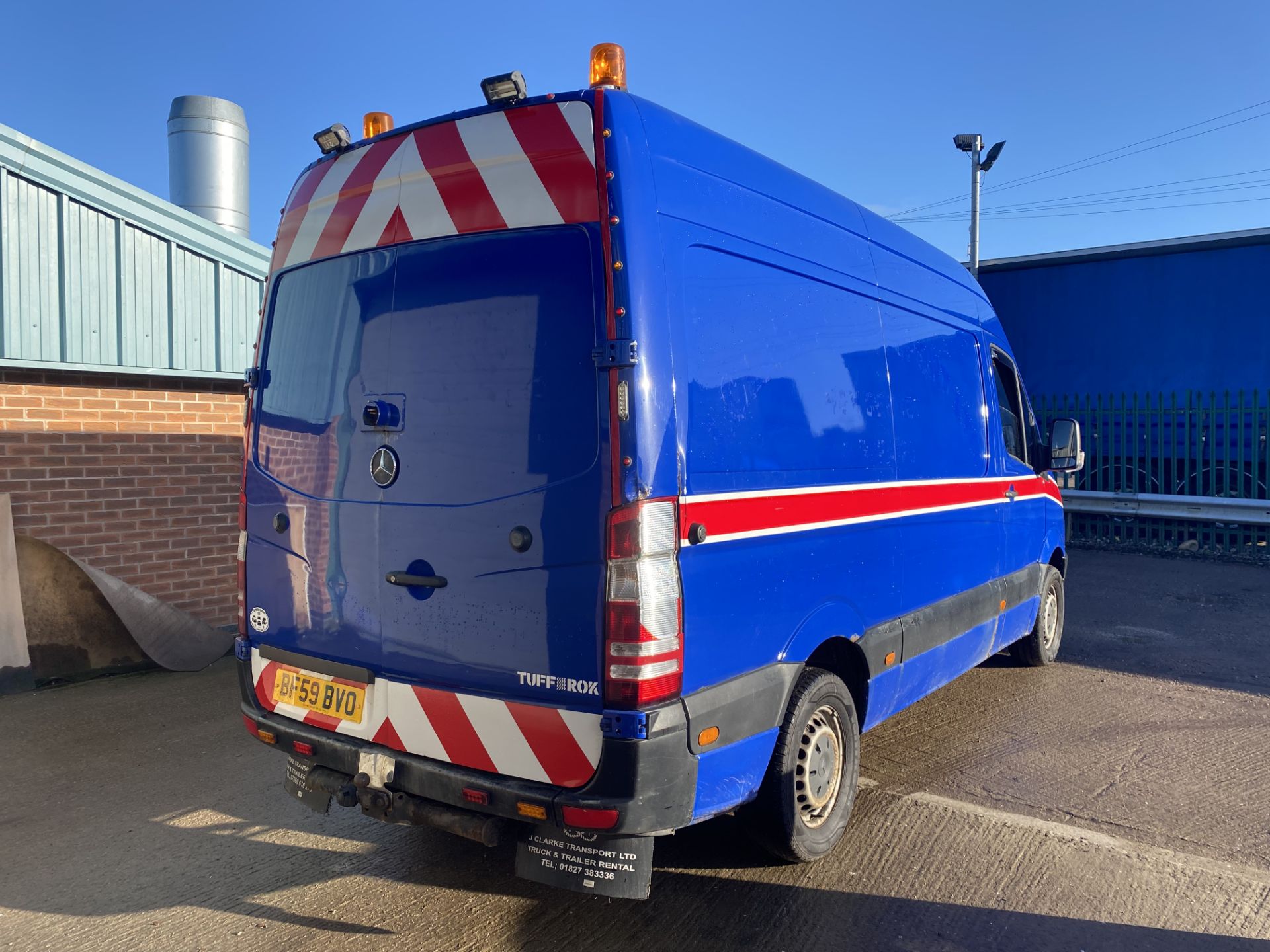 (Reserve Met) Mercedes Sprinter 311Cdi Medium Wheel Base 'High Roof' Van - 59 Reg - 1 Owner - - Image 8 of 13