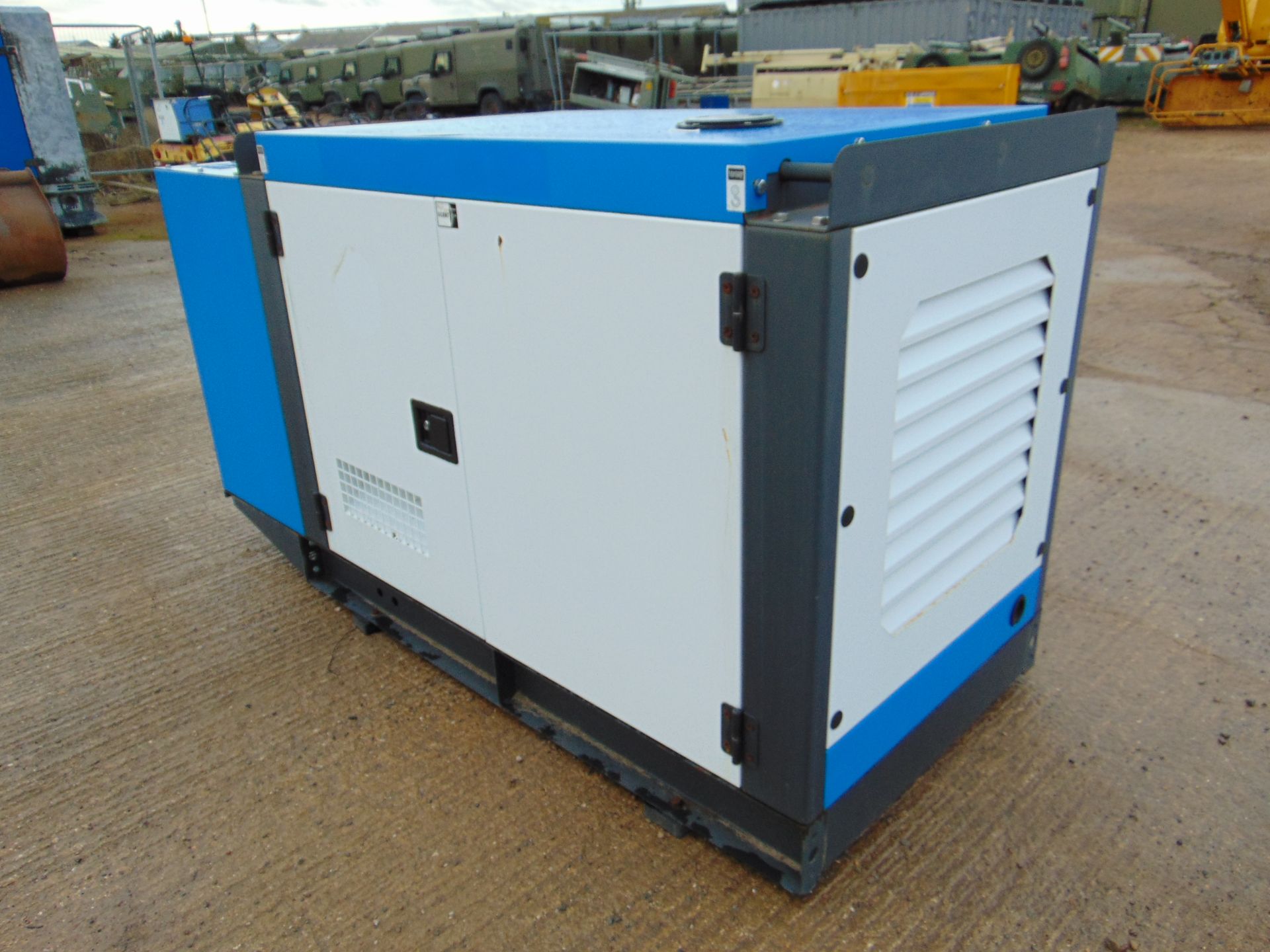 2020 UNISSUED 70 KVA 3 Phase Silent Diesel Generator Set - Bild 3 aus 18