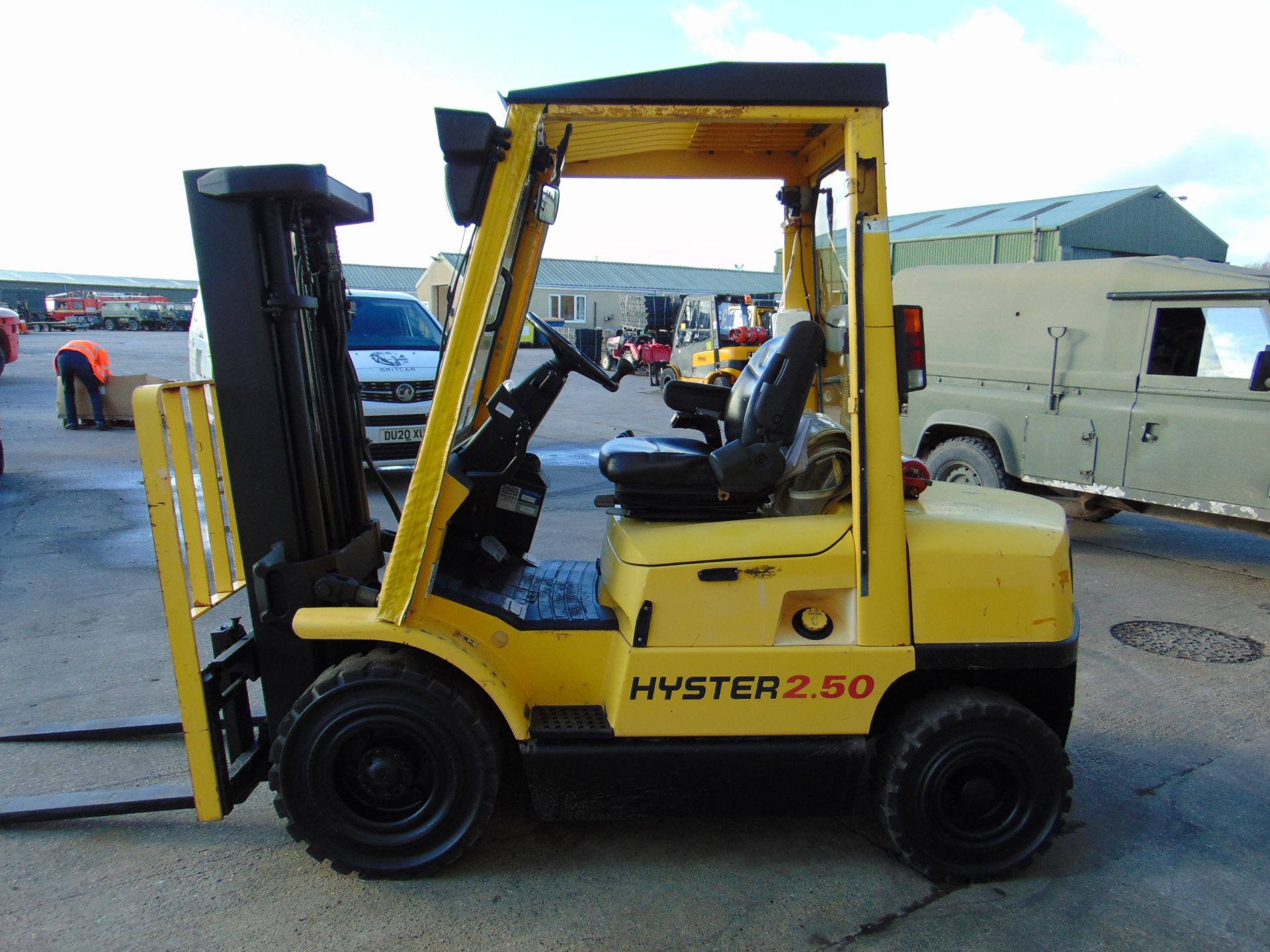 Hyster H2.50XM Counter Balance Diesel Forklift ONLY 1,699 HOURS! - Image 4 of 26