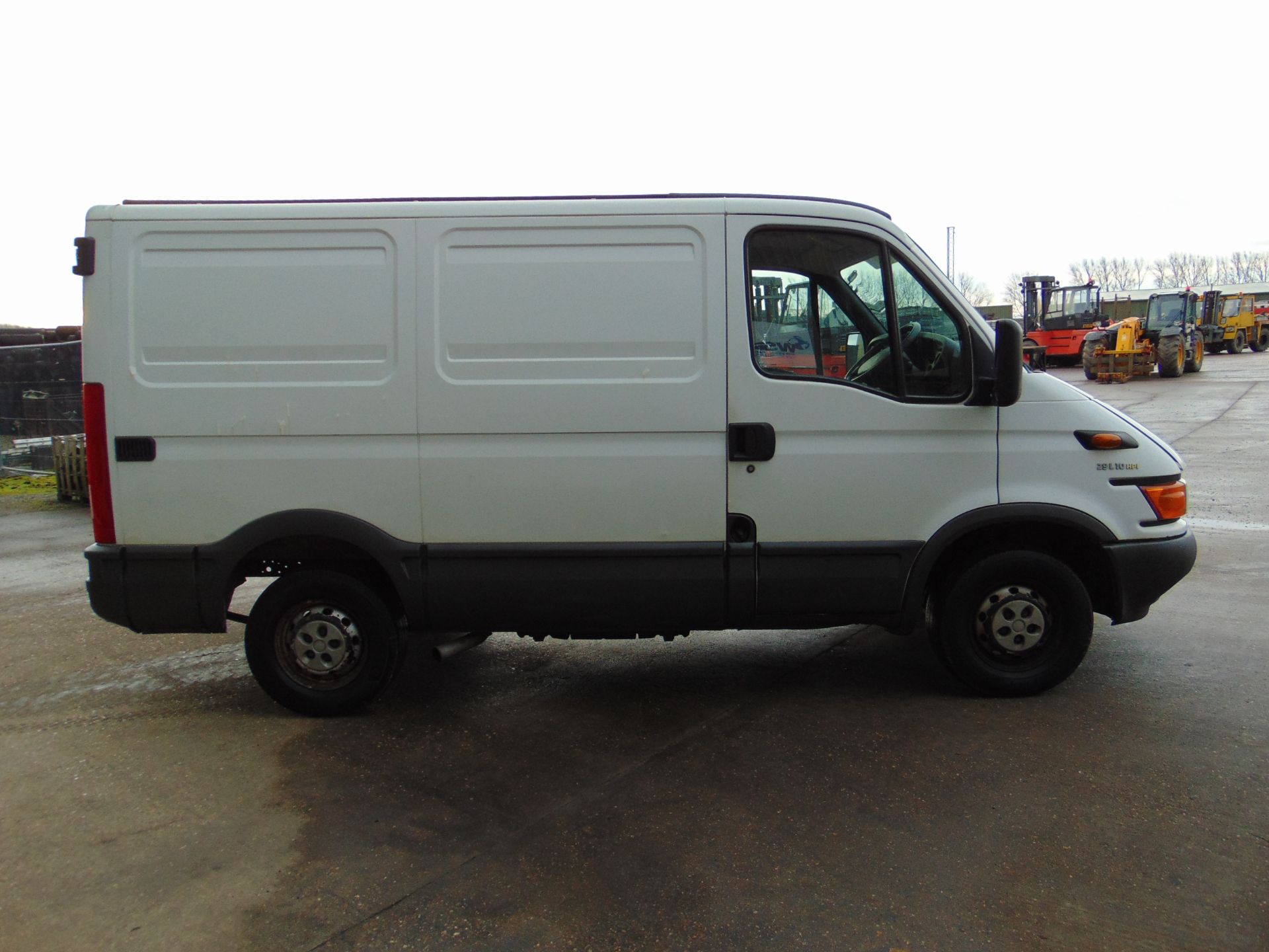 2004 Iveco Daily 35C11 2.3L Panel Van ONLY 85,917 MILES! - Image 4 of 19