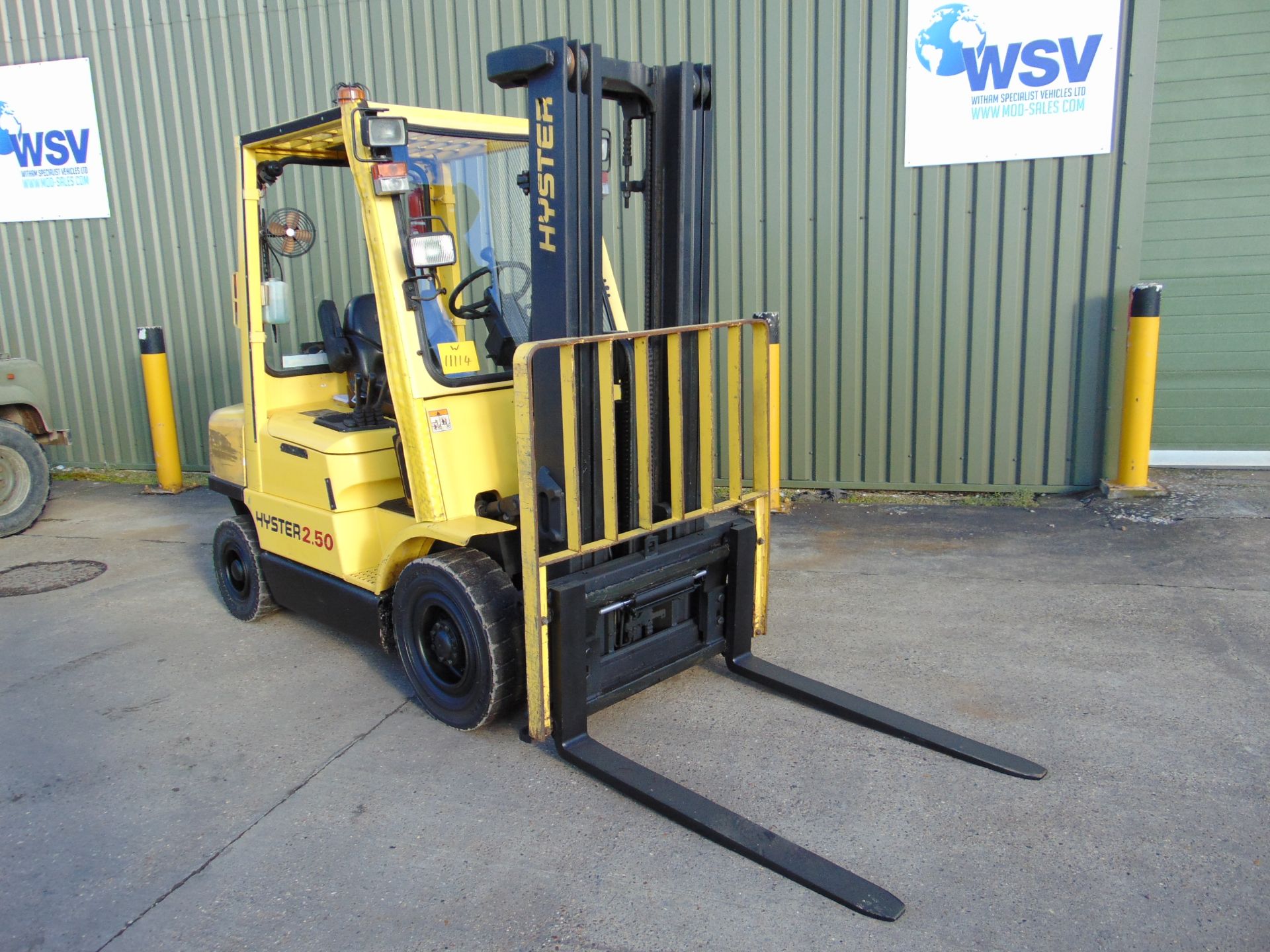 Hyster H2.50XM Counter Balance Diesel Forklift ONLY 5,762 HOURS! - Image 2 of 22