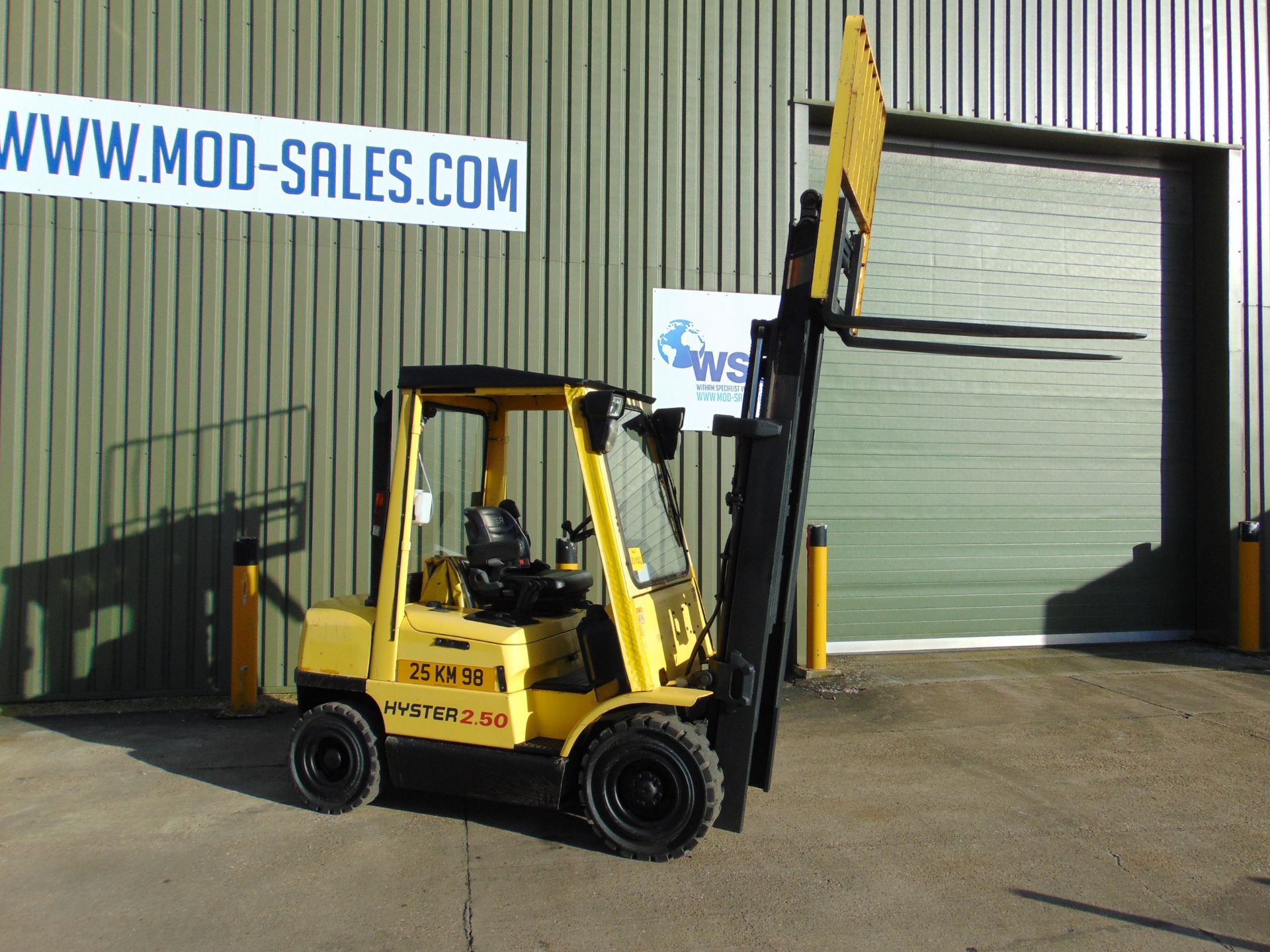 Hyster H2.50XM Counter Balance Diesel Forklift ONLY 1,699 HOURS! - Image 11 of 26