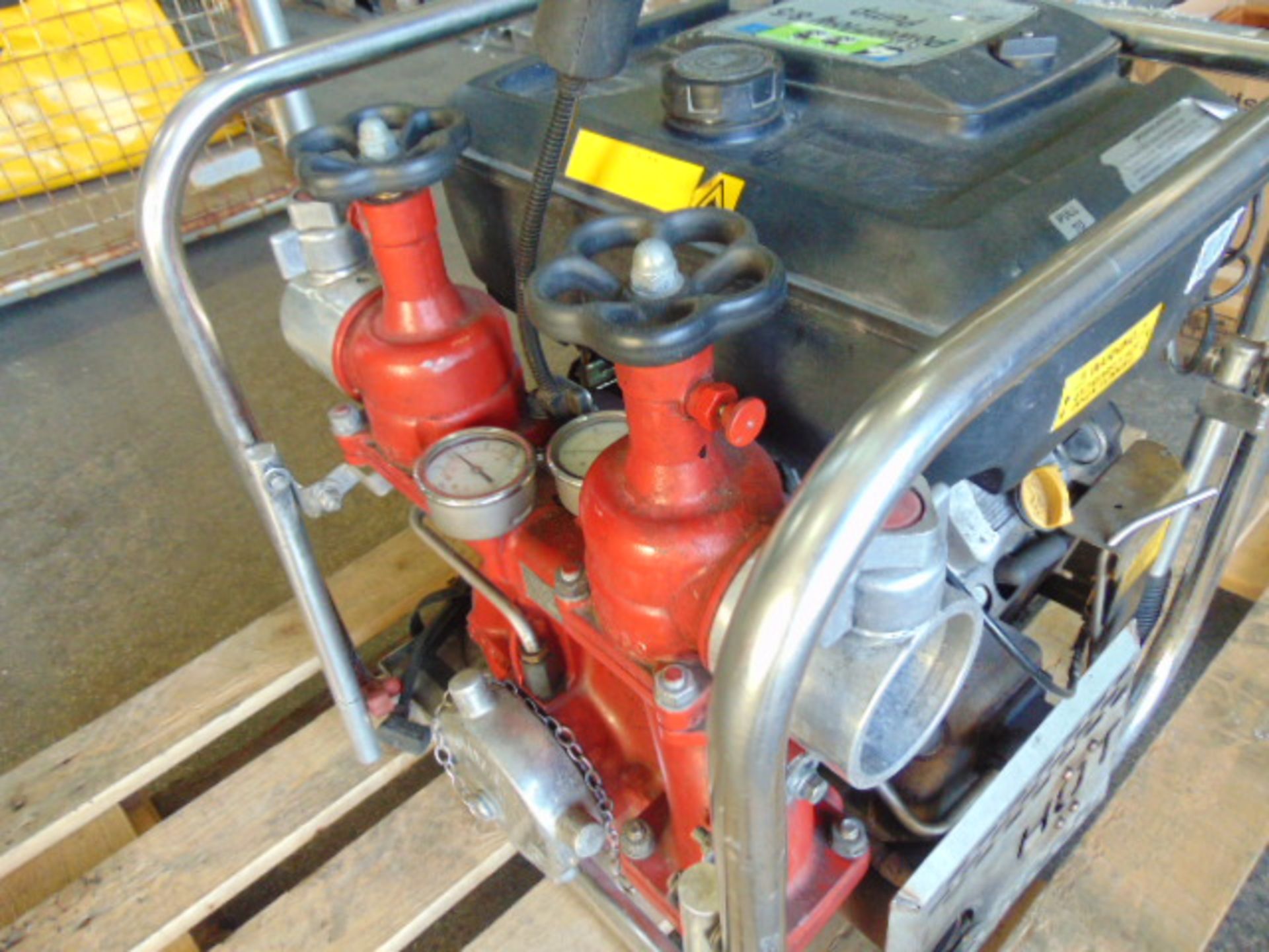 Godiva Portable Fire Fighting Water Pump - Image 3 of 9