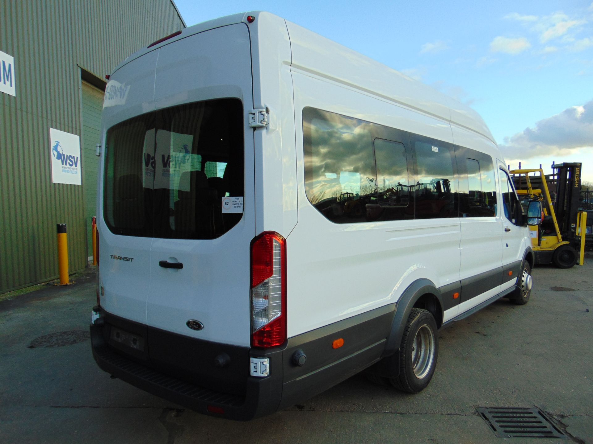 2014 Ford Transit 2.2 TDCI 460 17 Seat Minibus Only 72,000 kms ( 44,000 miles ) - Image 6 of 31