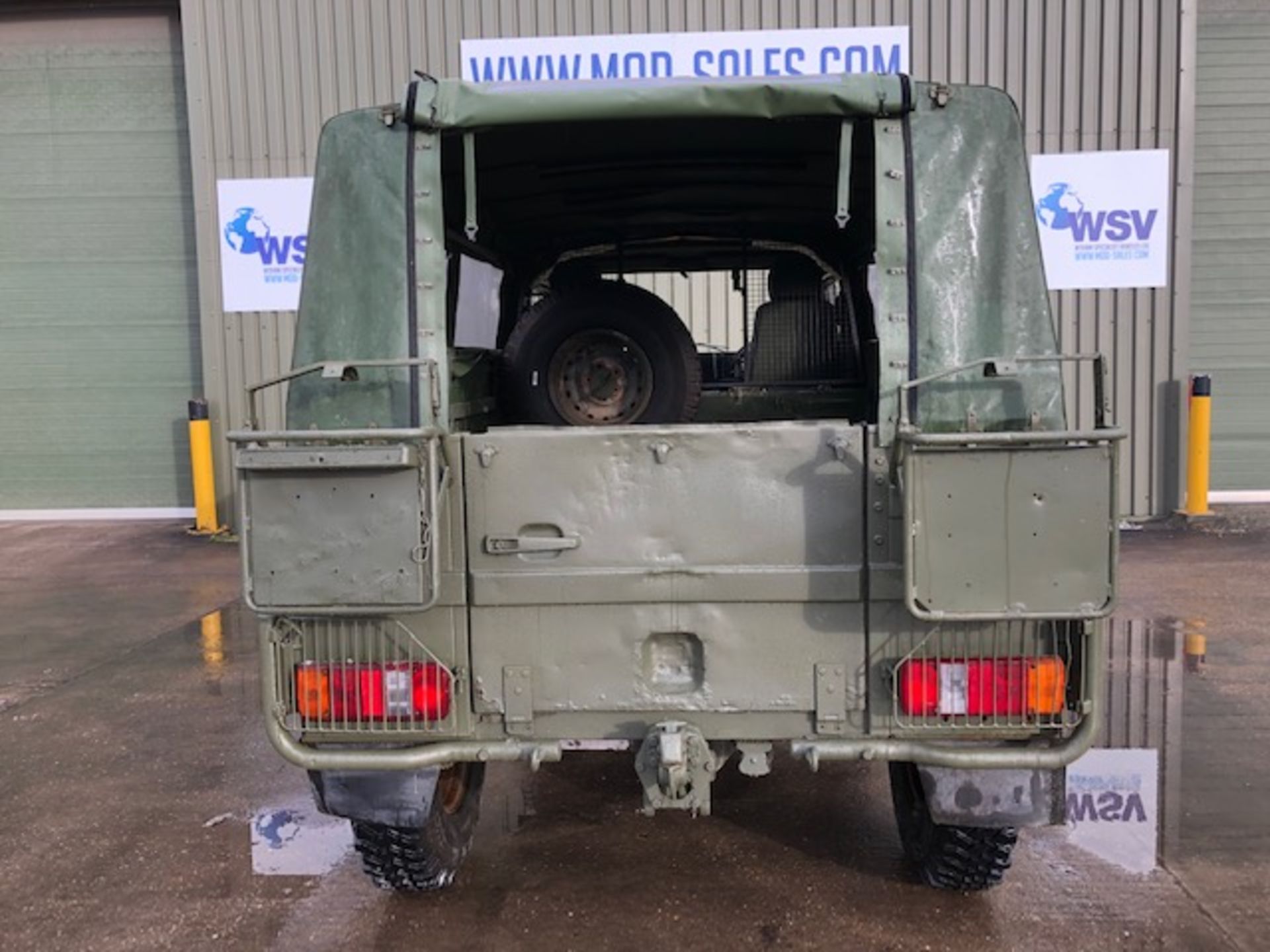 Pinzgauer 716 4X4 Soft Top ONLY 5,851 MILES! - Image 17 of 42