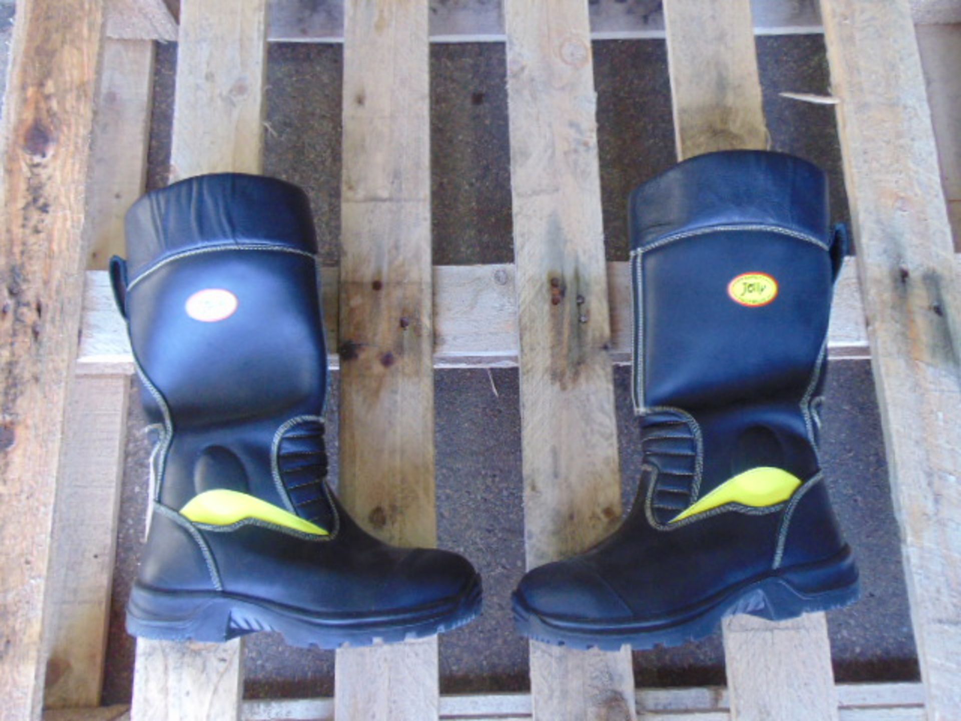 New Unissued Jolly Crosstech Gore-Tex Leather Firefighters, Bikers, Rigger Boots Waterproof SIZE 10 - Image 2 of 5