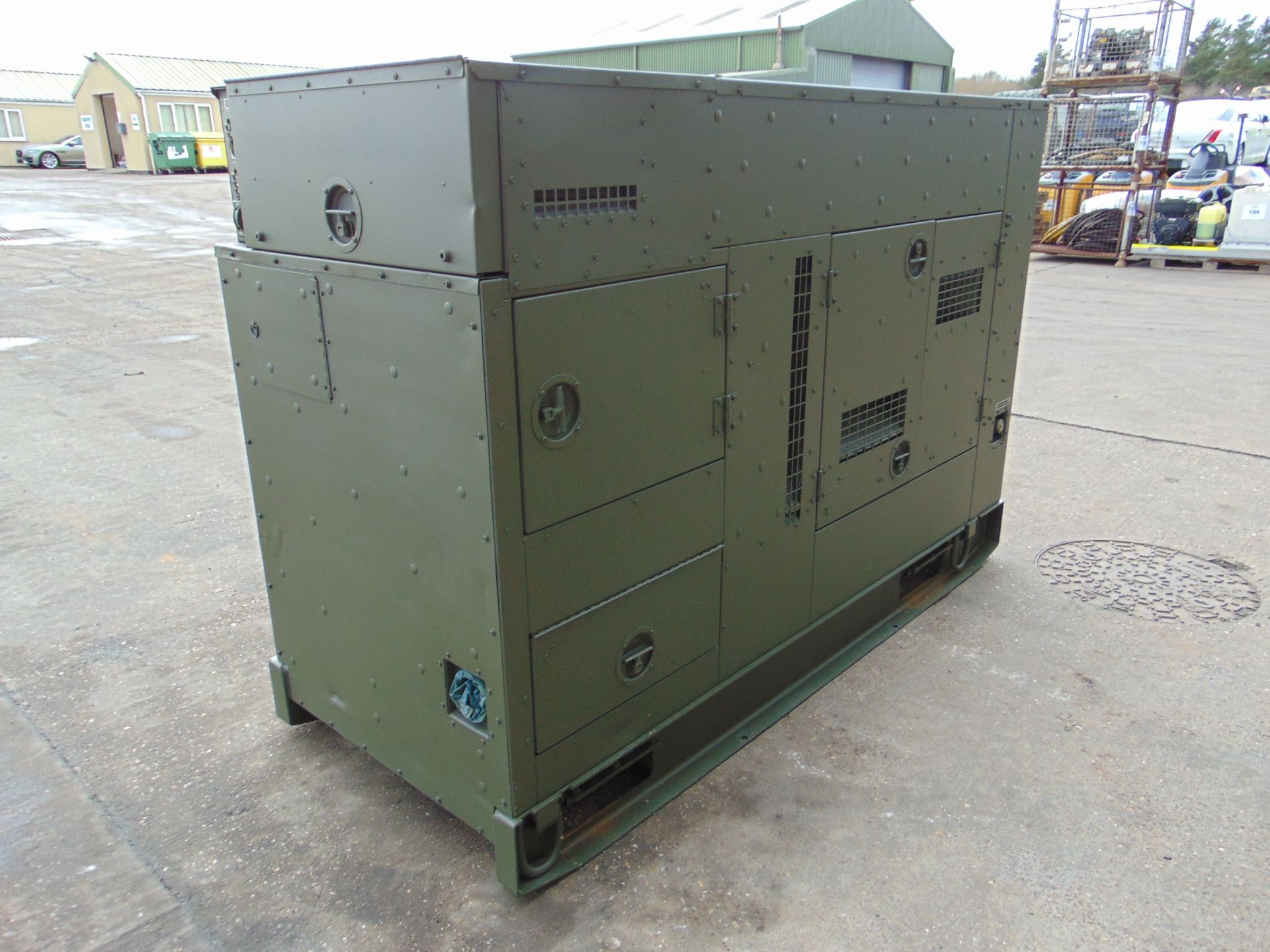MEP-806B John Deere Diesel Powered 3 phase 75KVA 60KW-50/60HZ Silent Generator ONLY 73 HOURS! - Image 5 of 20