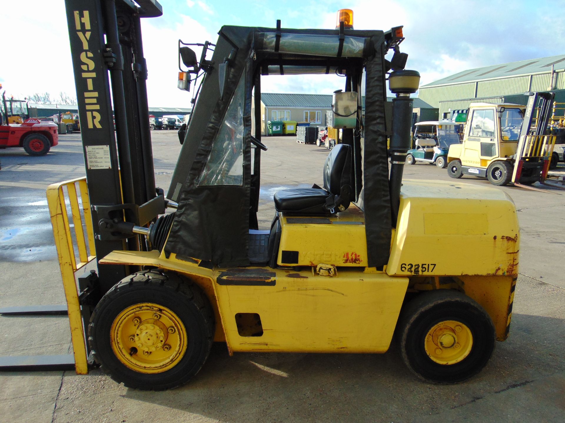 Hyster H4.00 XLS Counter Balance Diesel Forklift ONLY 5,326 HOURS! - Image 5 of 22