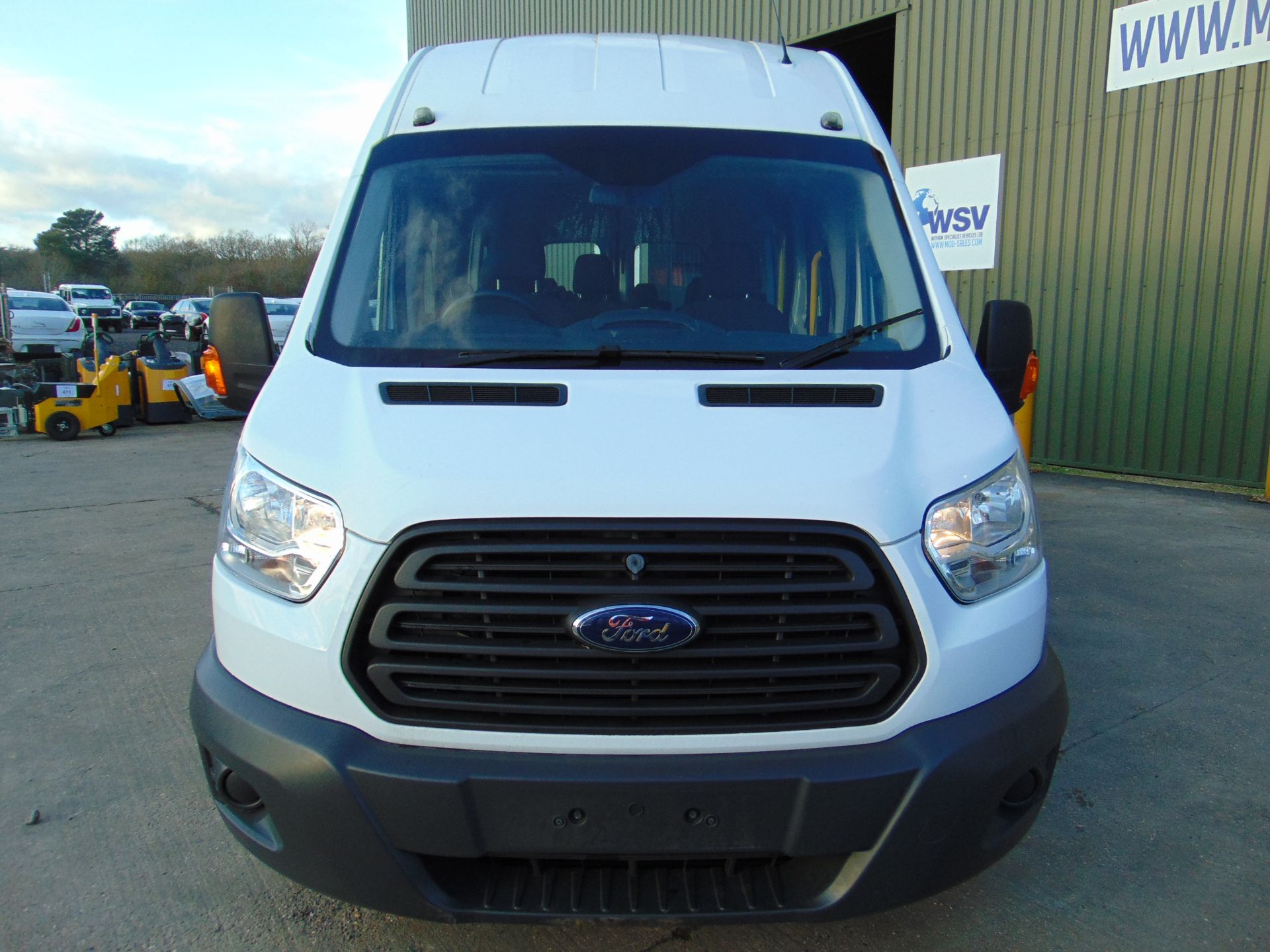 2014 Ford Transit 2.2 TDCI 460 17 Seat Minibus Only 72,000 kms ( 44,000 miles ) - Image 2 of 31