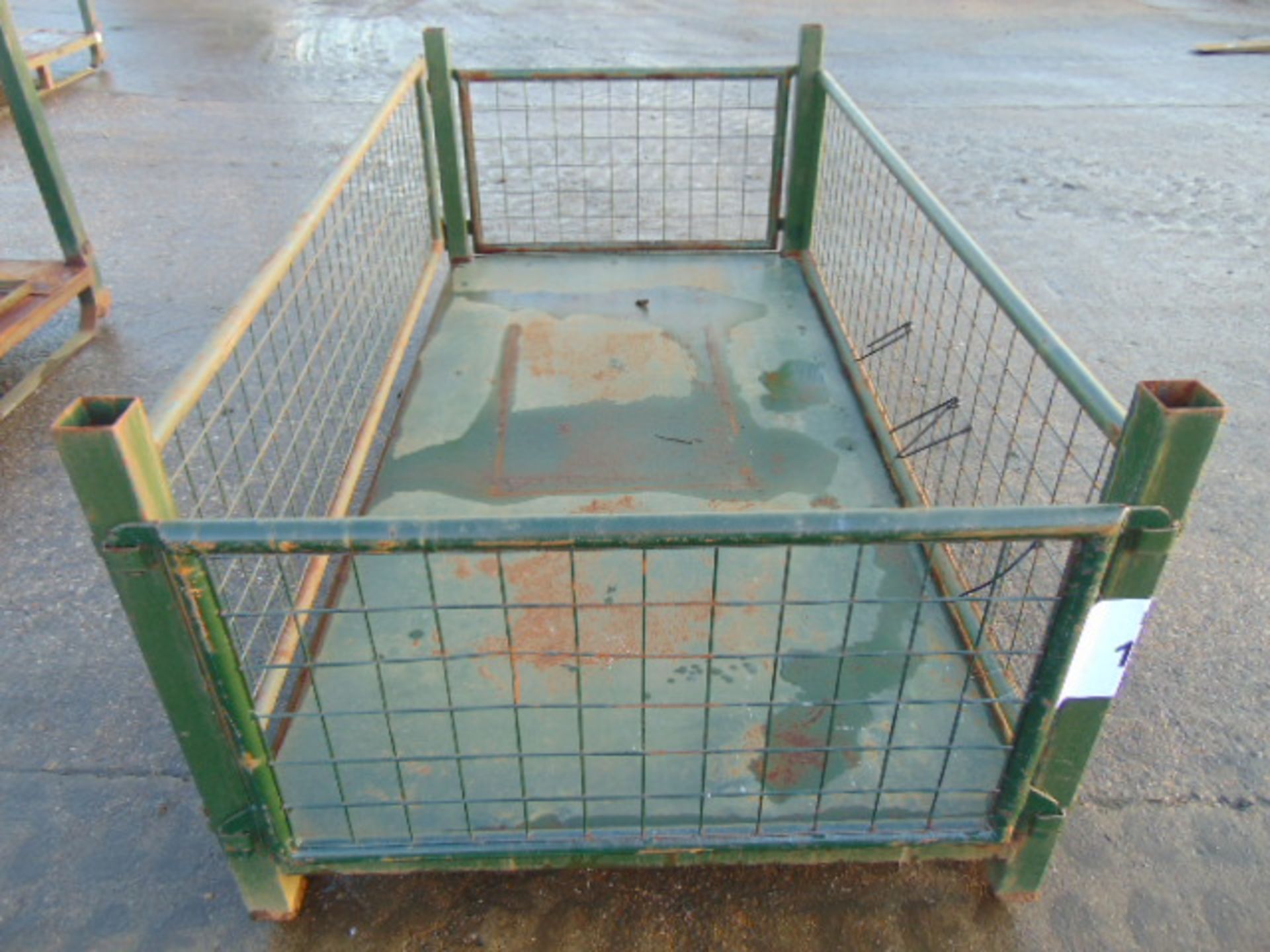 Heavy Duty Metal Stackable Stillage / Post Pallet - Image 2 of 3