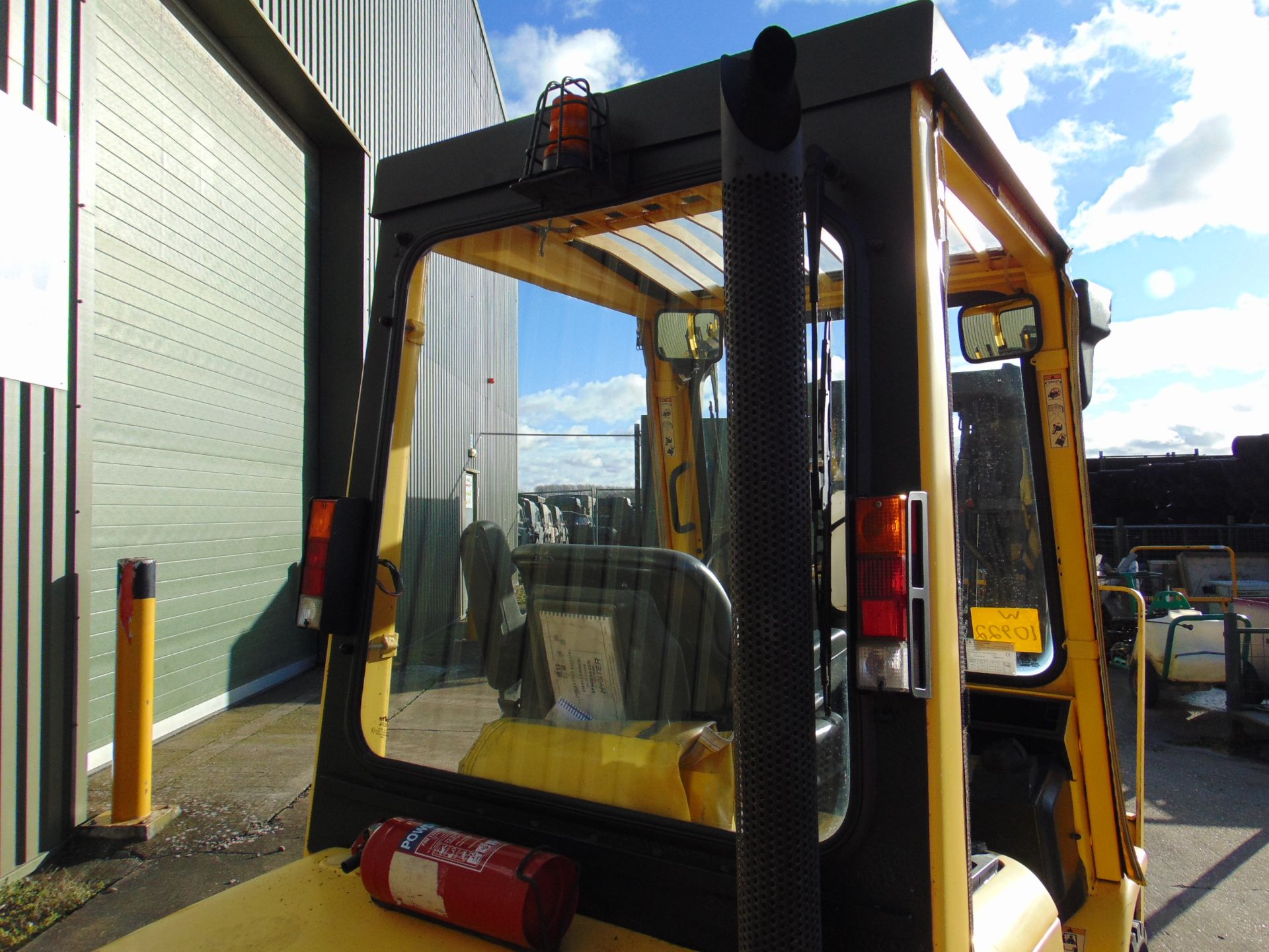 Hyster H2.50XM Counter Balance Diesel Forklift ONLY 1,699 HOURS! - Image 8 of 26