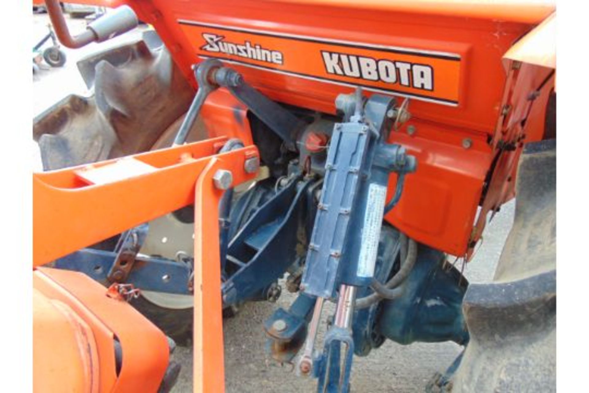 Kubota ZL1-185 4WD Compact Tractor c/w Rotavator ONLY 687 Hours! - Image 17 of 24