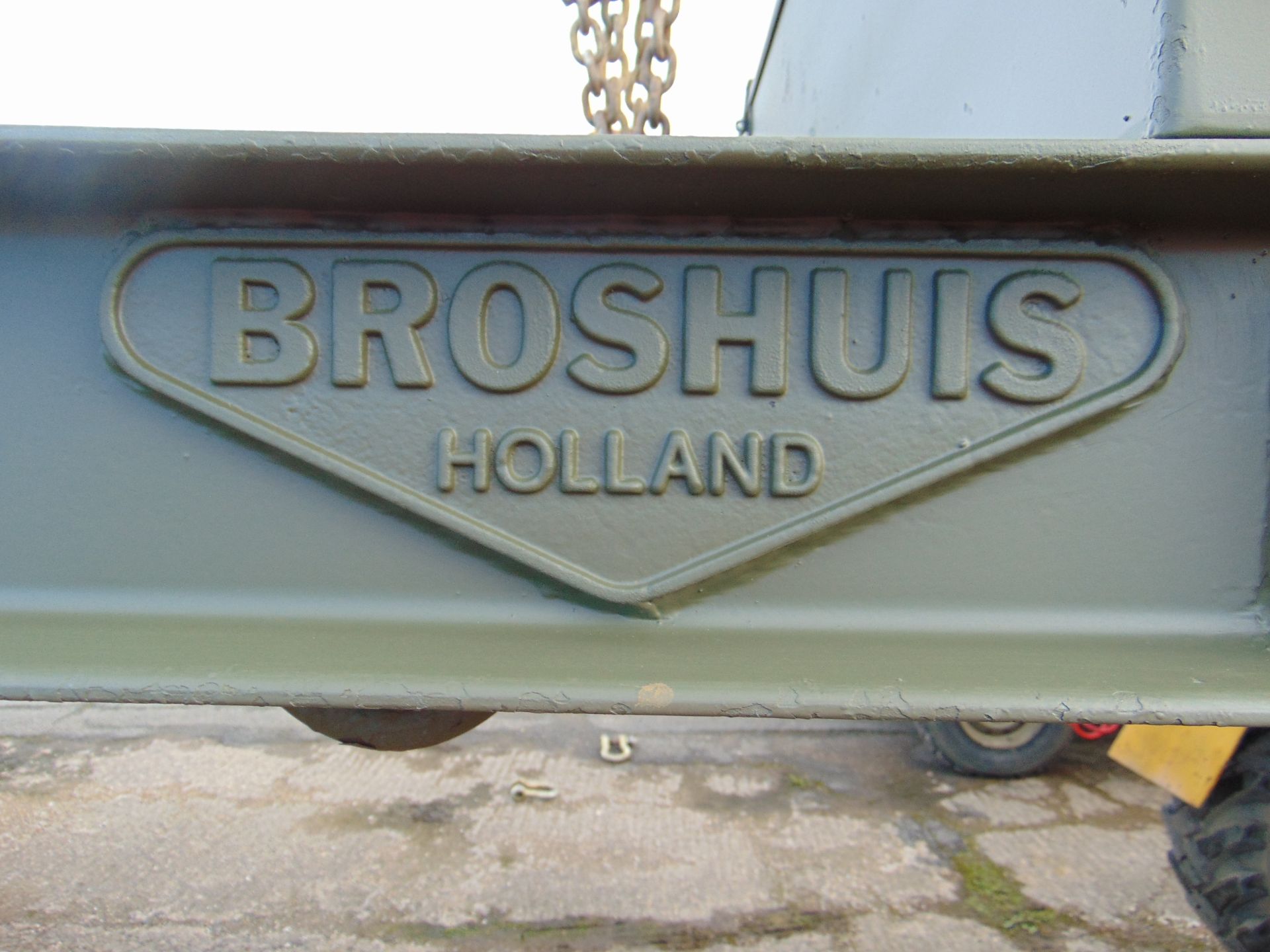 EX RESERVE Broshuis E-2130 Tri Axle Stepframe 59 Ton Trailer - Image 42 of 47