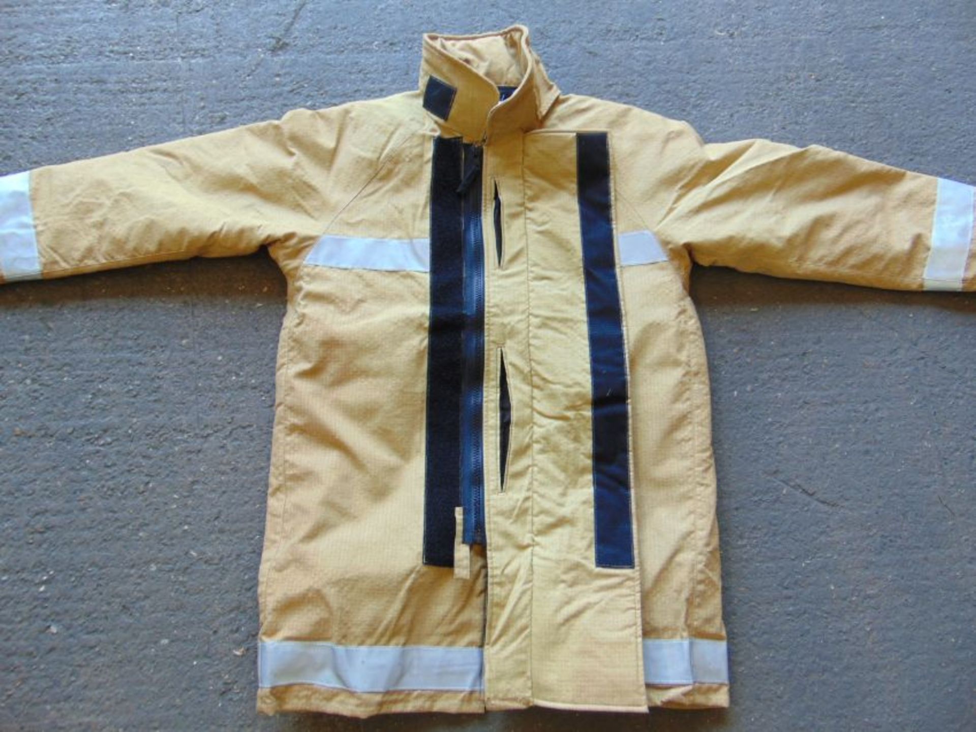 Unissued Ballyclare Firefighters Jacket Size Medium Tall - Bild 2 aus 7