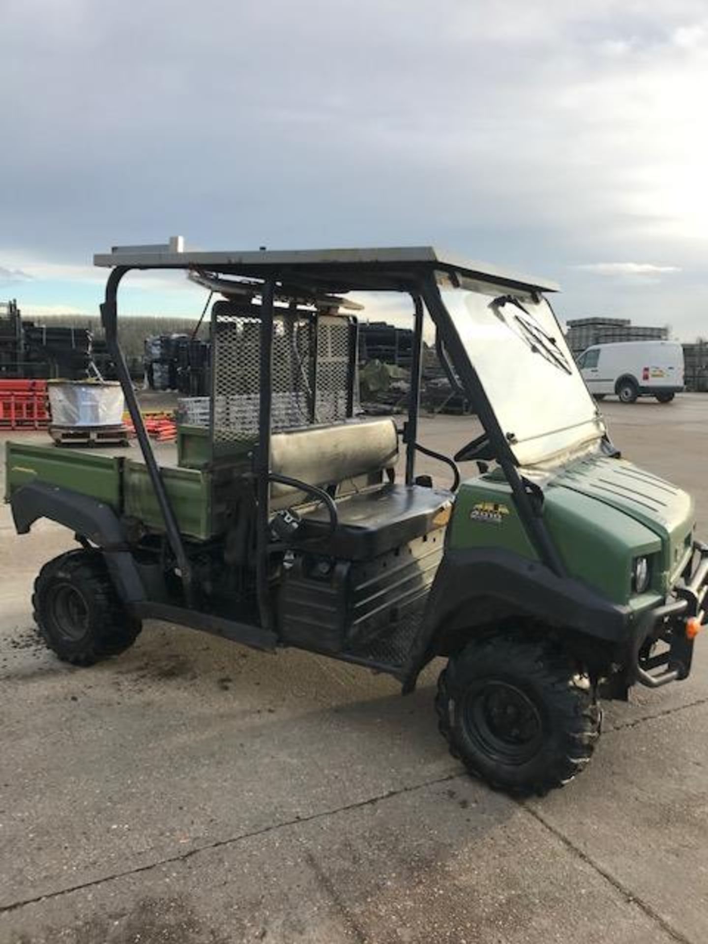 2013 (REG 2016) KAWASAKI 4010 MULE 4X4 DIESEL WITH POWER STEERING 1983 HRS ONLY - Image 2 of 13