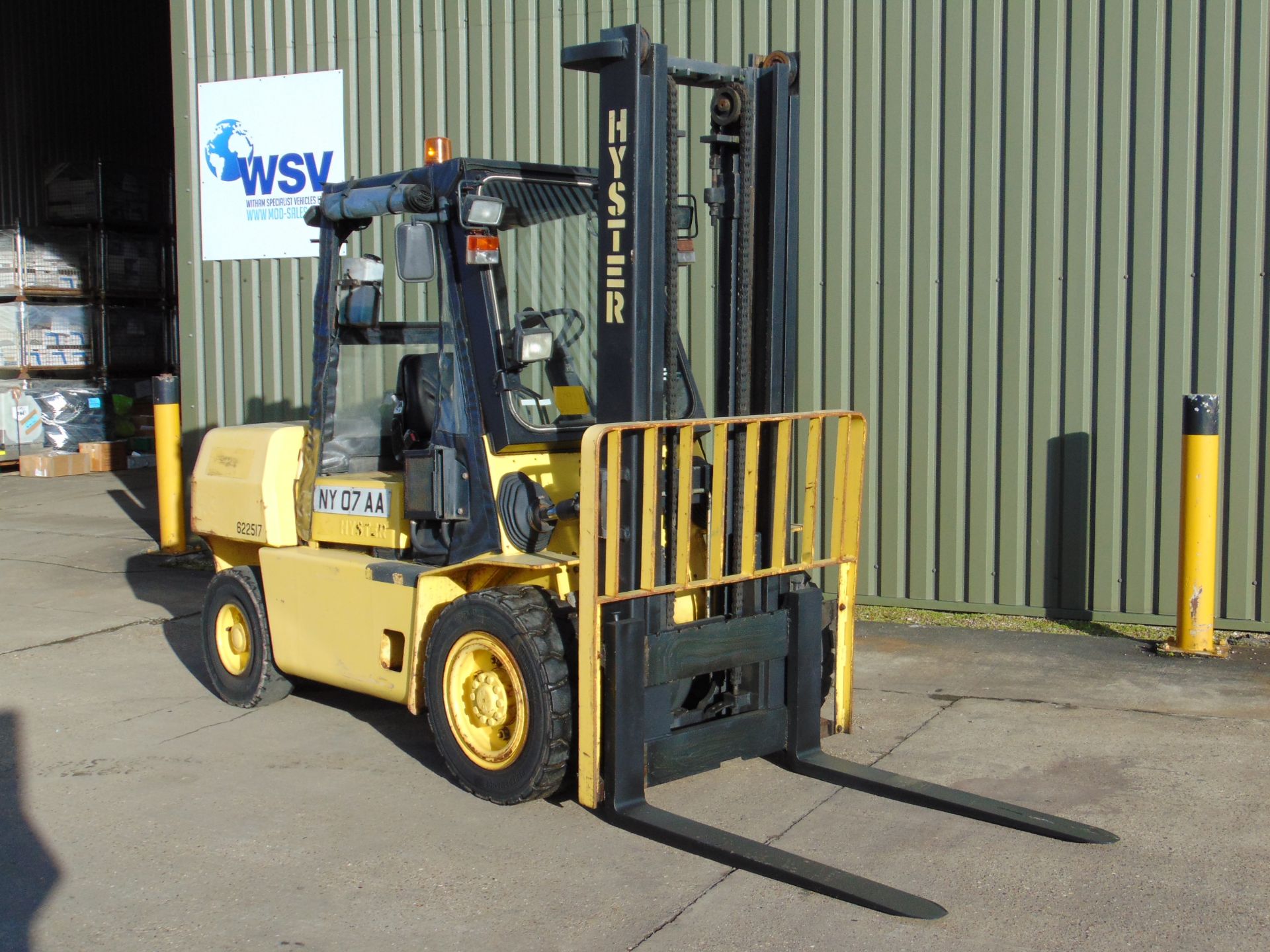 Hyster H4.00 XLS Counter Balance Diesel Forklift ONLY 5,326 HOURS! - Image 2 of 22