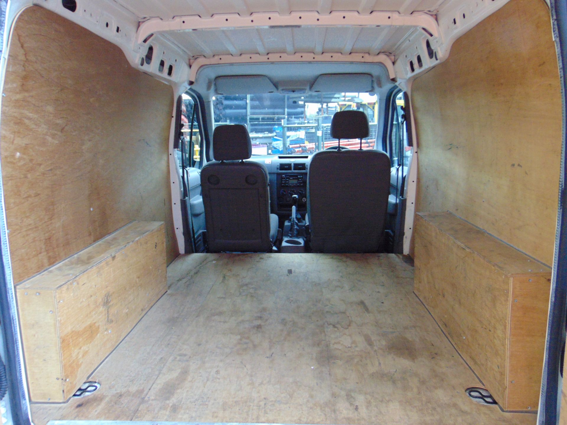 2006 Ford Transit Connect T200L Panel Van ONLY 42,467 Miles! - Image 11 of 17