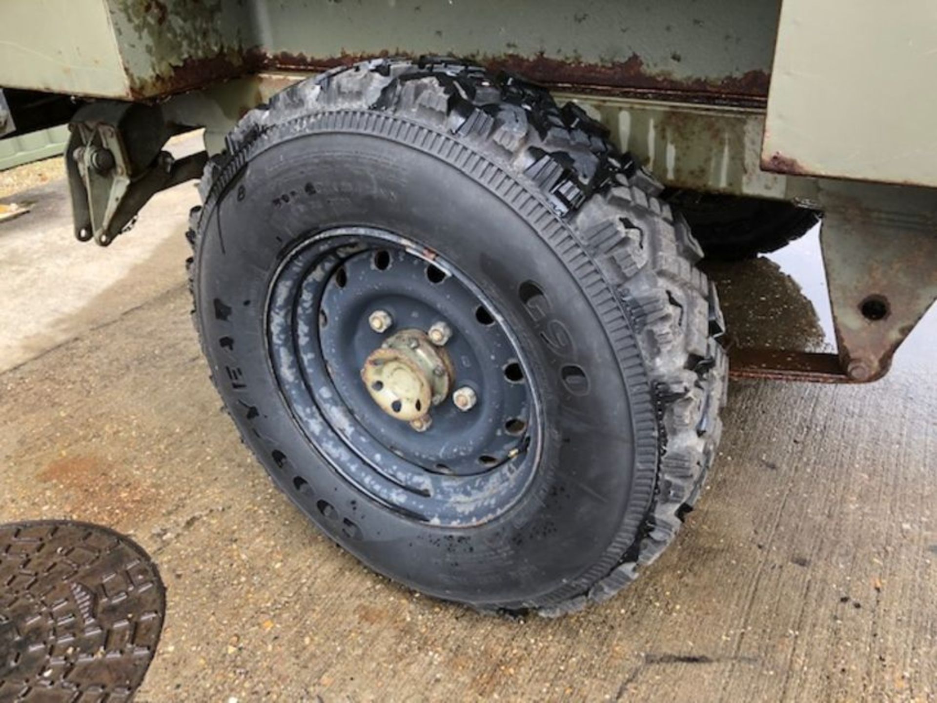 Reynolds Boughton Wide Track Land Rover Trailer with Drop Tail Gate - Image 19 of 23