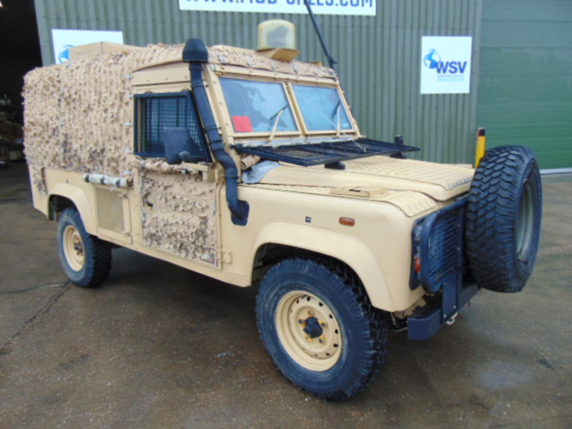 Land Rover Snatch 300TDi 2A - Image 9 of 31