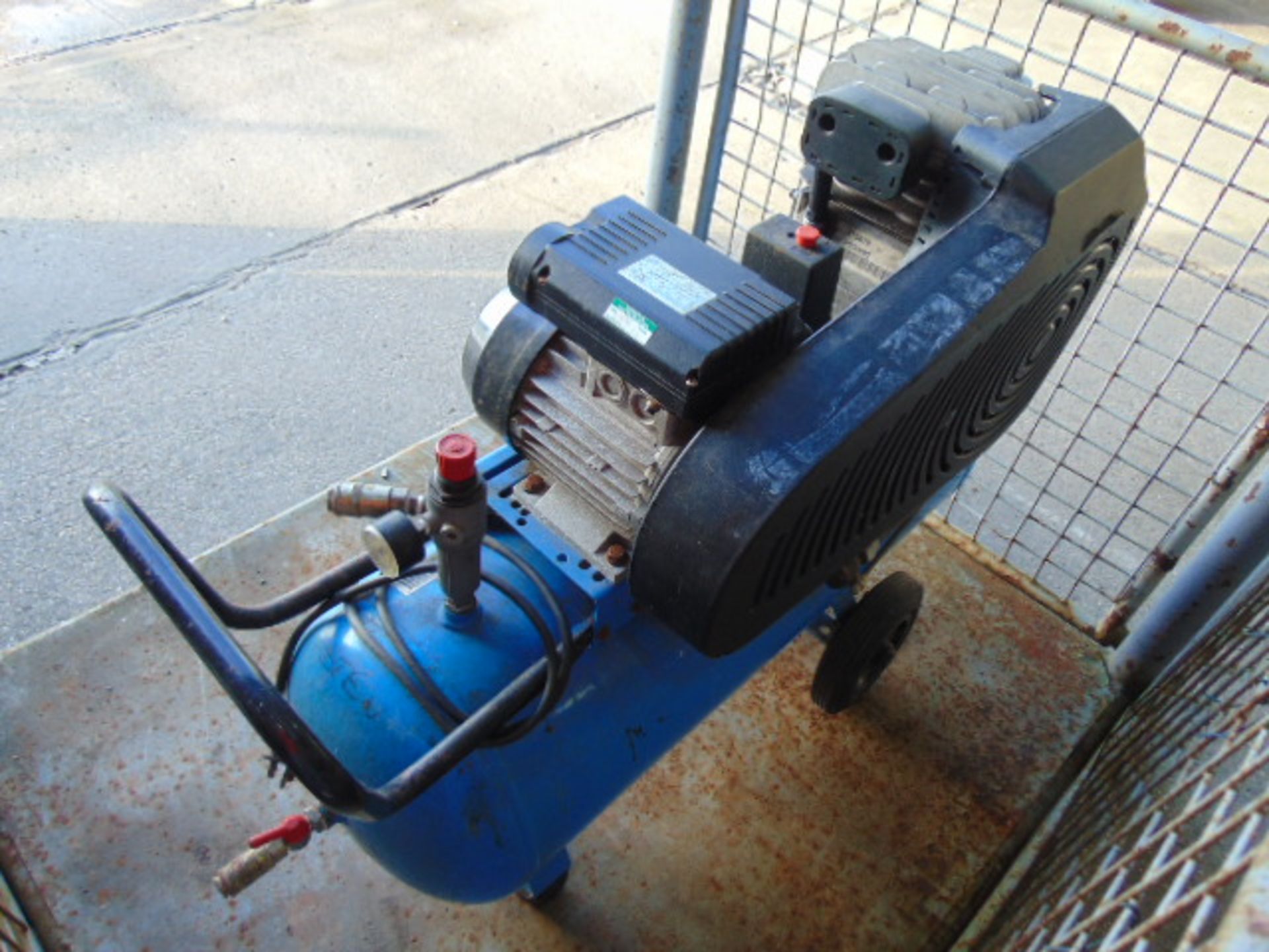 ABAC B 2800B-60 cm 3 V240 Kompex Mobile Air Compressor - Image 5 of 6