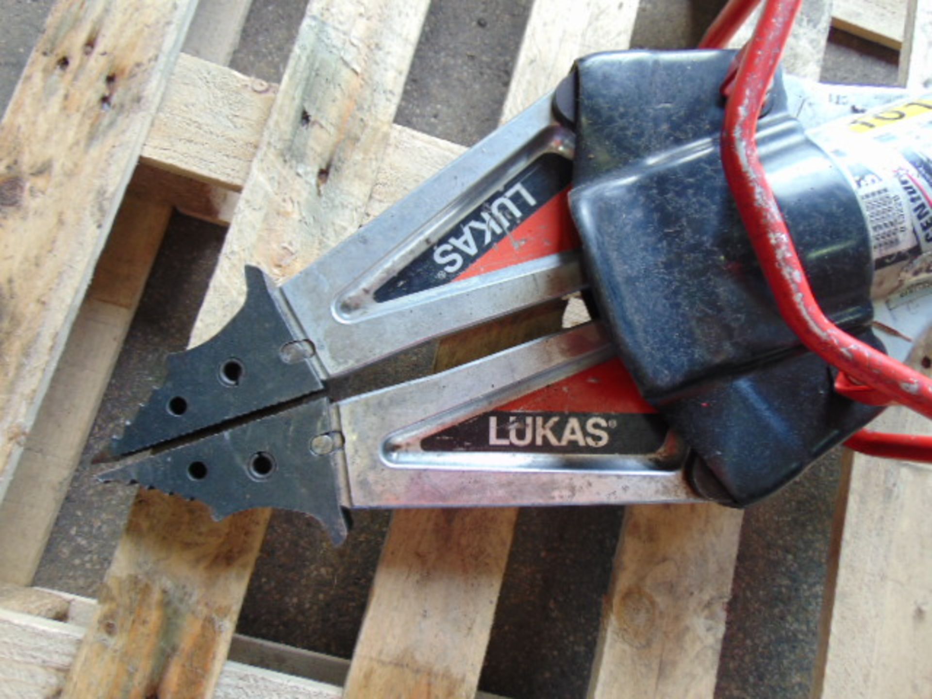 Lukas LSP60EN Hydraulic Rescue Spreader Jaws of Life - Image 2 of 3