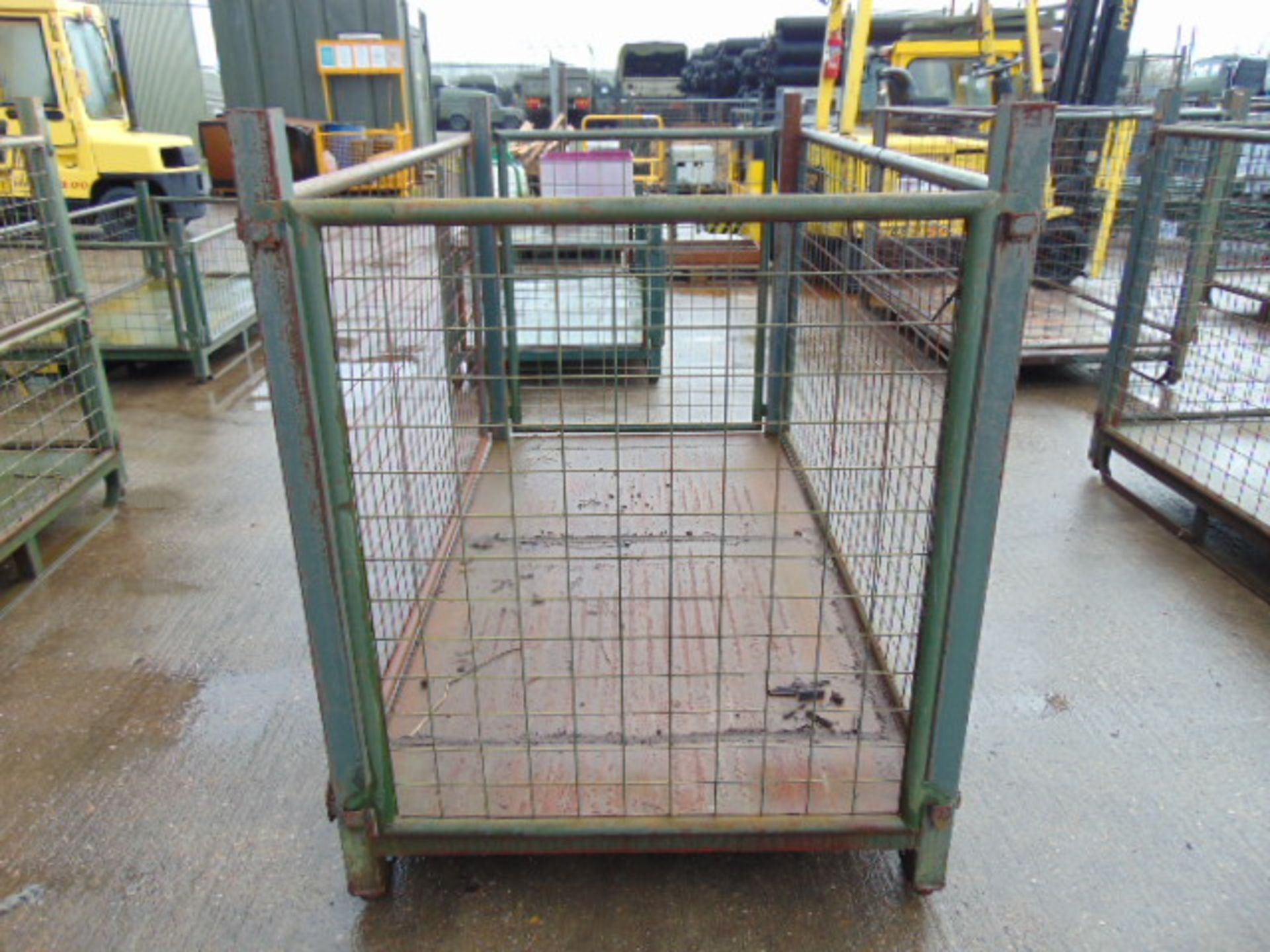Heavy Duty Metal Stackable Stillage / Post Pallet - Image 2 of 3