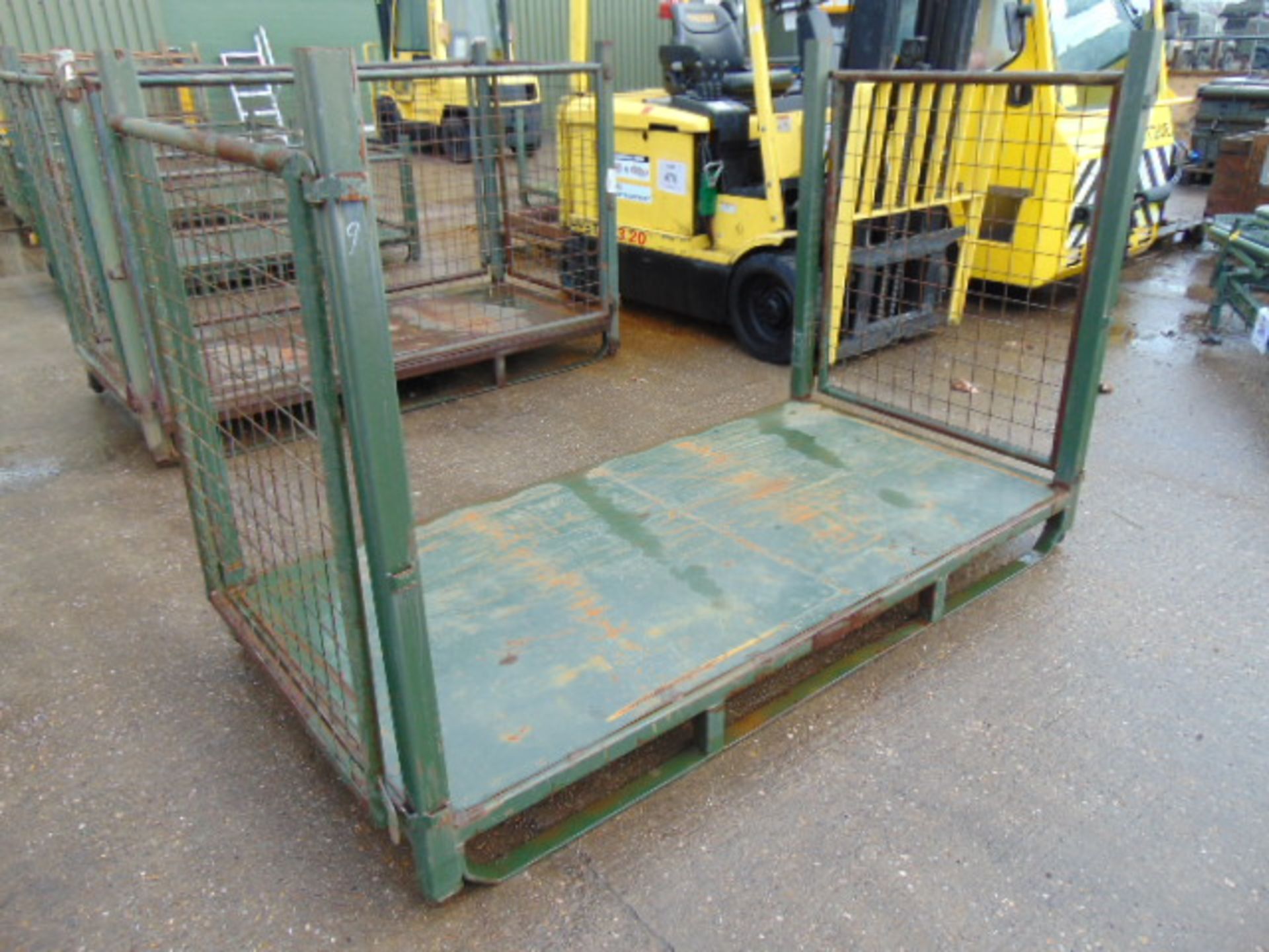 Heavy Duty Metal Stackable Stillage / Post Pallet