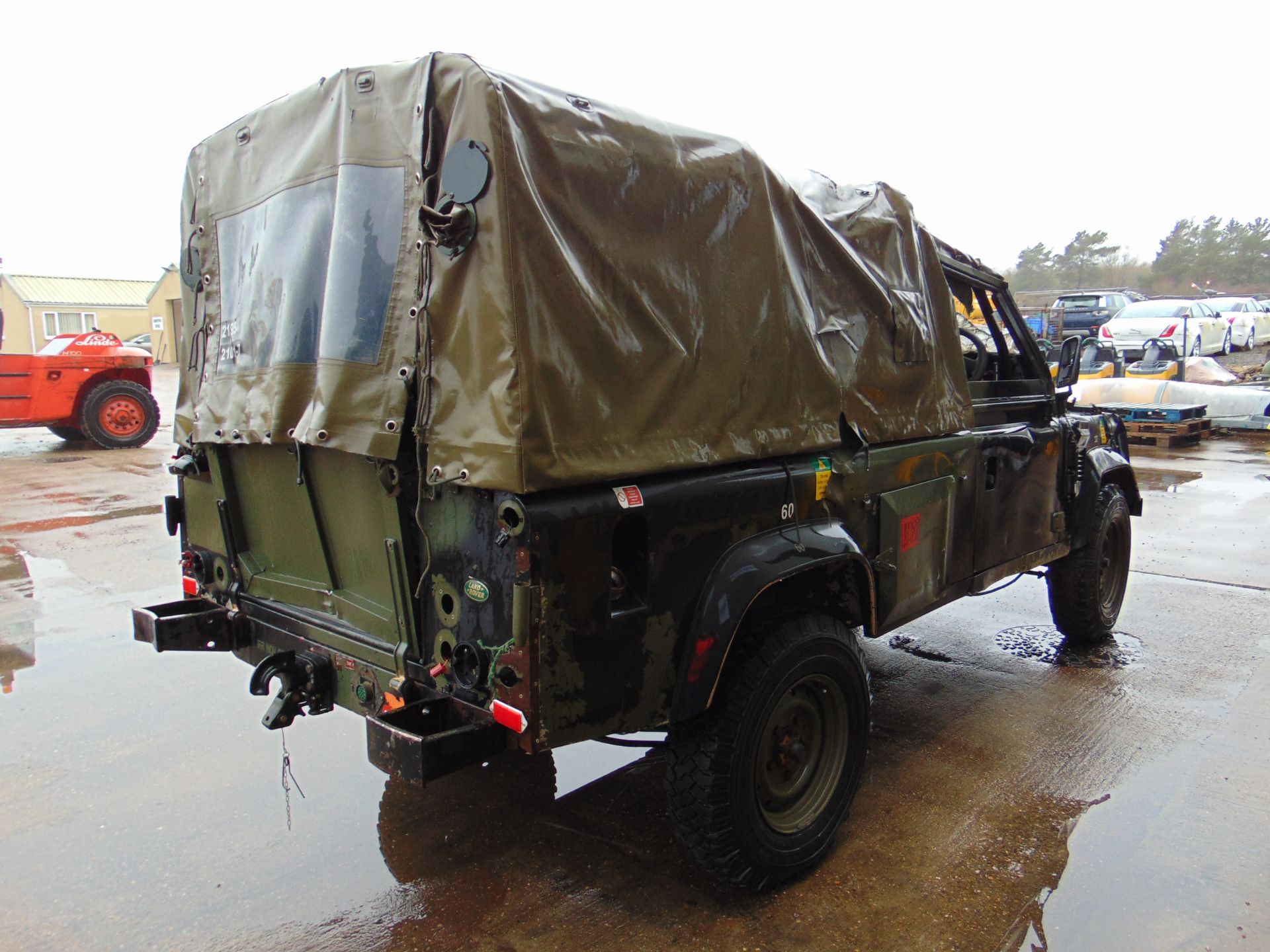 Land Rover Wolf 110 Hard Top suitable for spares or repairs - Image 4 of 22