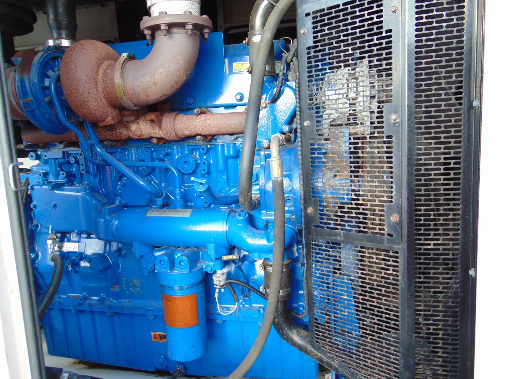 FG Wilson P500P2 500 KVA Silent Perkins Diesel Generator ONLY 3,073 HOURS From Govt. Dept. - Image 9 of 26