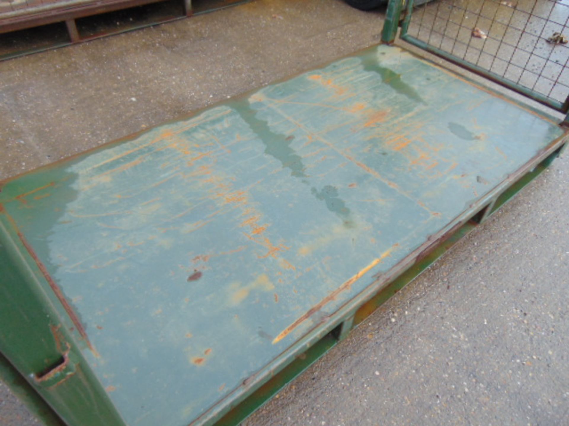 Heavy Duty Metal Stackable Stillage / Post Pallet - Image 3 of 4