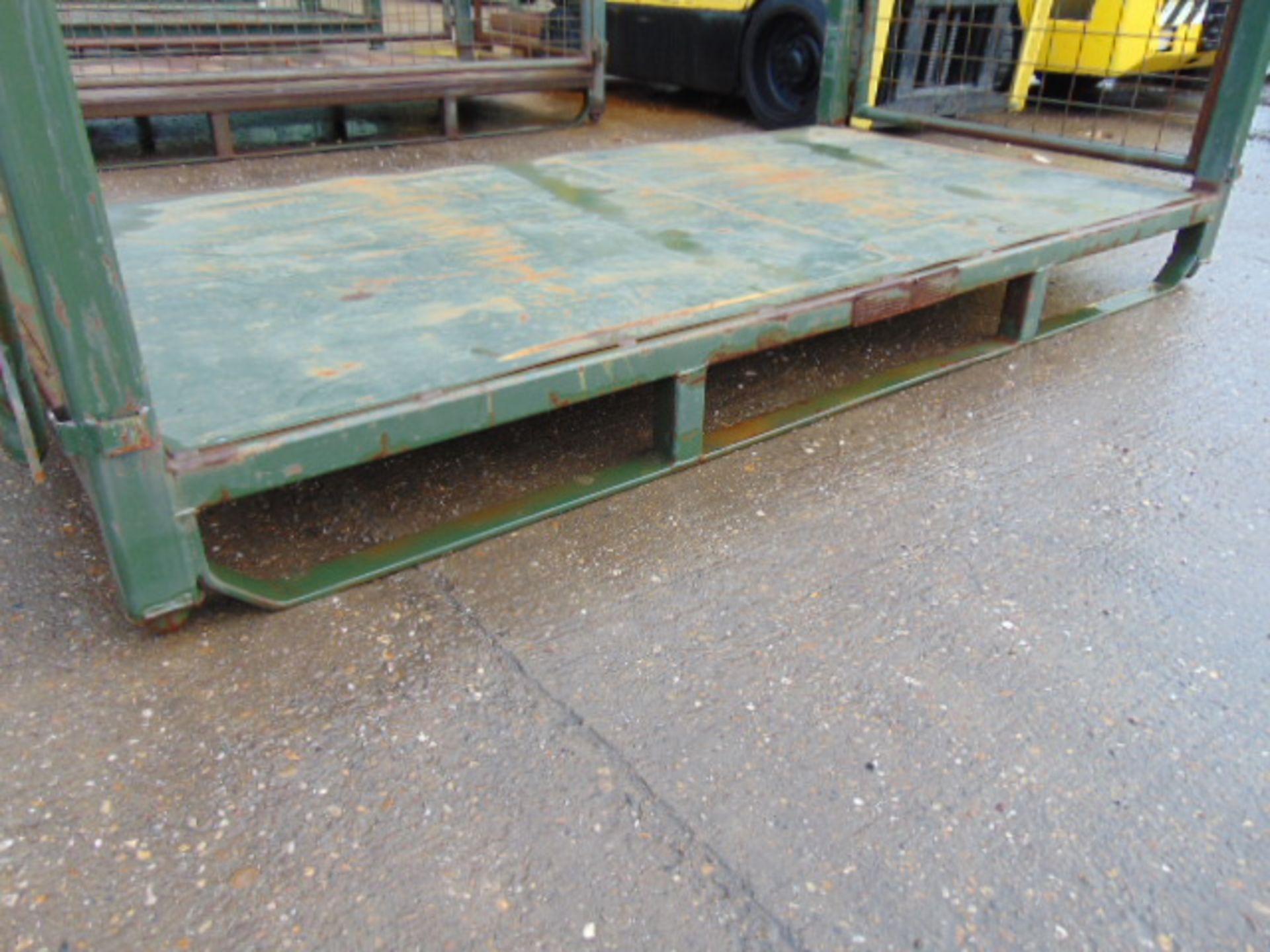 Heavy Duty Metal Stackable Stillage / Post Pallet - Image 4 of 4