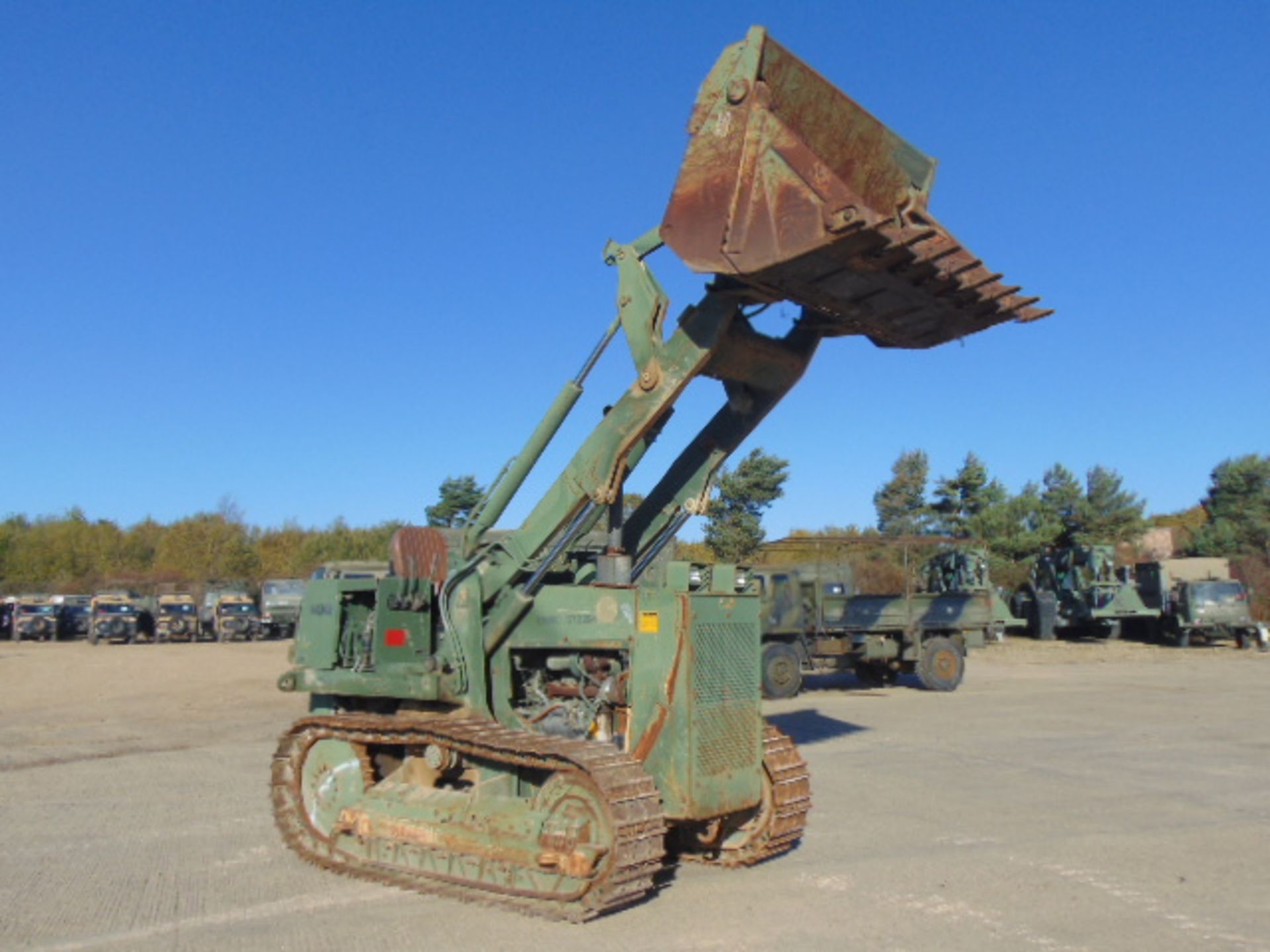 Case 1155E Tracked Drott Loader c/w Winch 495 hours only.