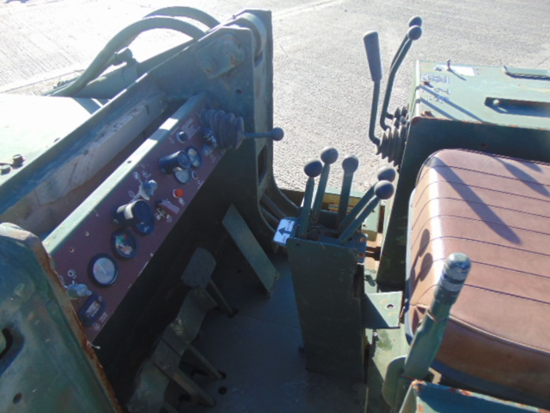 Case 1155E Tracked Drott Loader c/w Winch 495 hours only. - Image 15 of 21