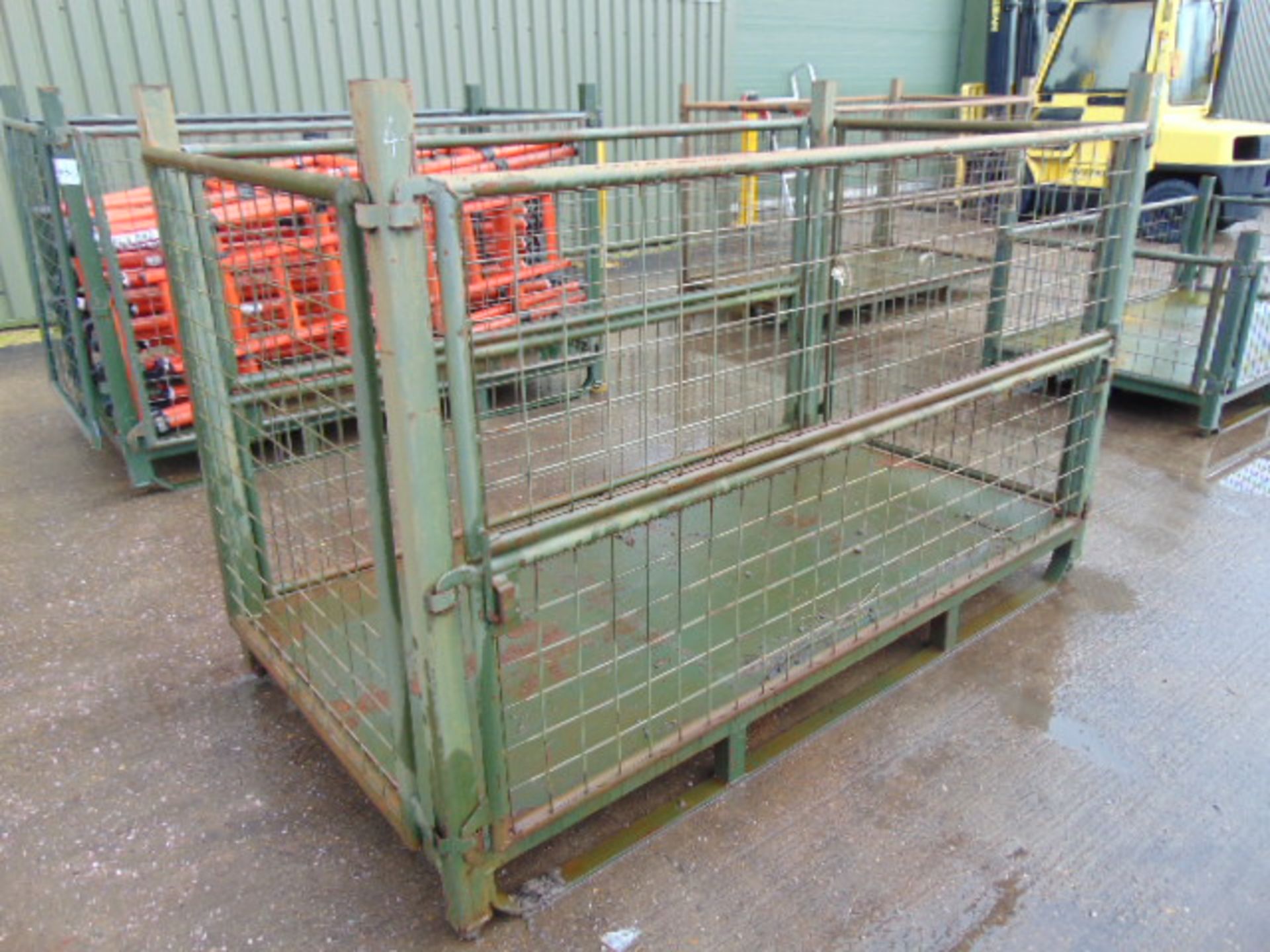 Heavy Duty Metal Stackable Stillage / Post Pallet