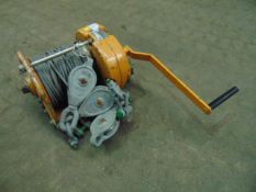 Maxpull GM 20 Handwinch c/w Wire Rope, Pulleys, D Shackles & Handle