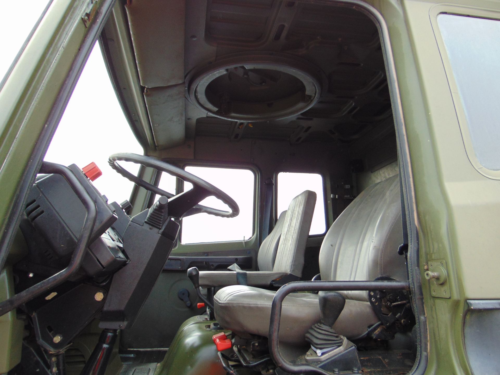 Left Hand Drive Leyland Daf 45/150 4 x 4 - Image 14 of 23