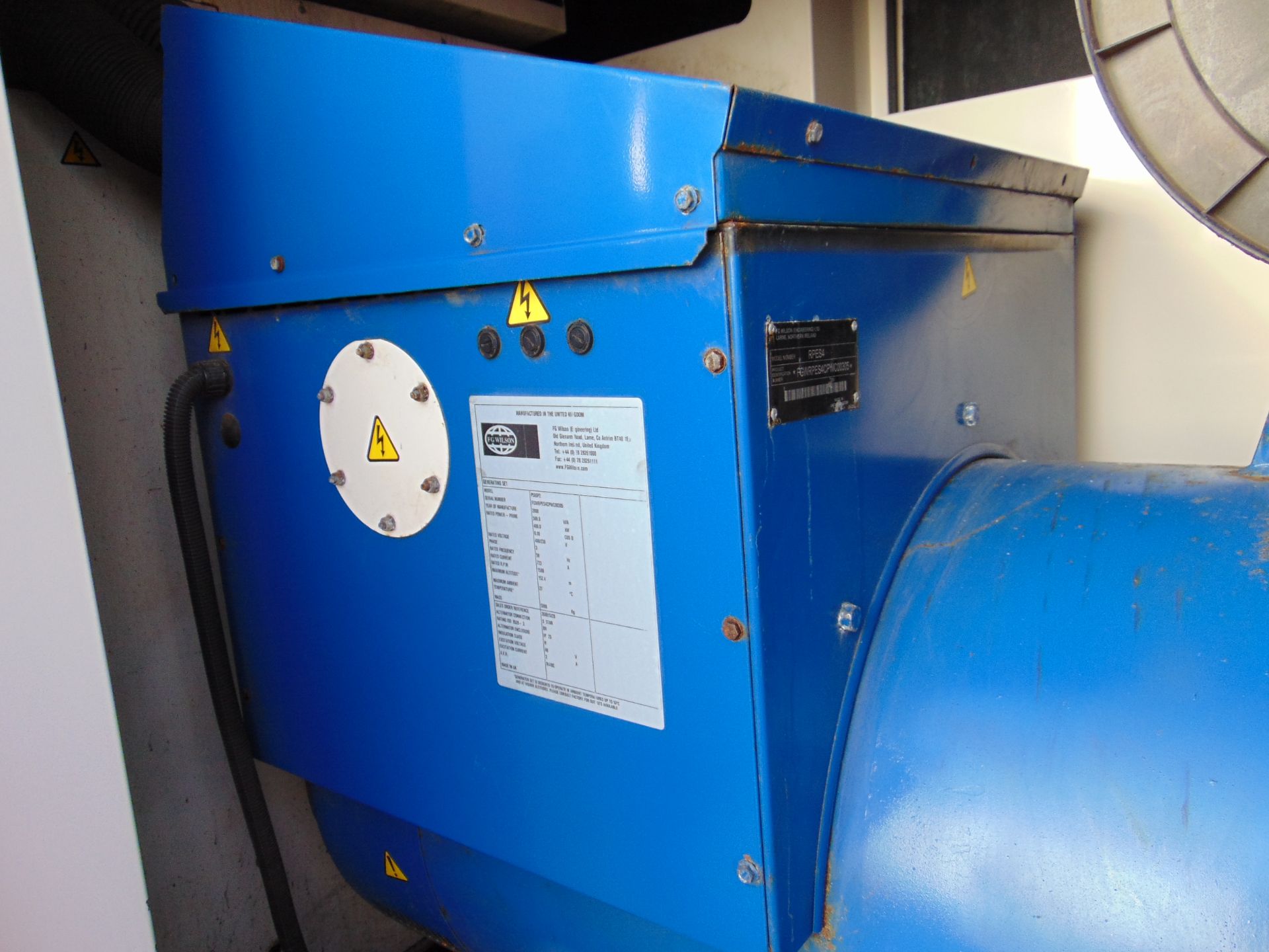 FG Wilson P500P2 500 KVA Silent Perkins Diesel Generator ONLY 3,073 HOURS From Govt. Dept. - Image 12 of 26