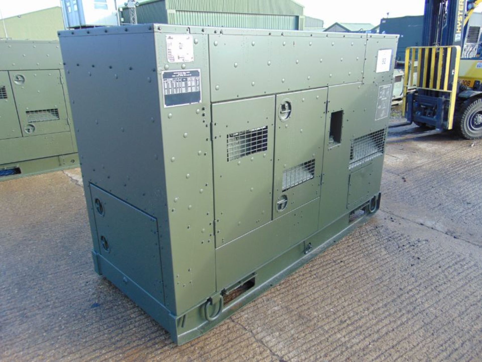 MEP-806B John Deere Diesel Powered 3 phase 75KVA 60KW-50/60HZ Generator - Image 5 of 19