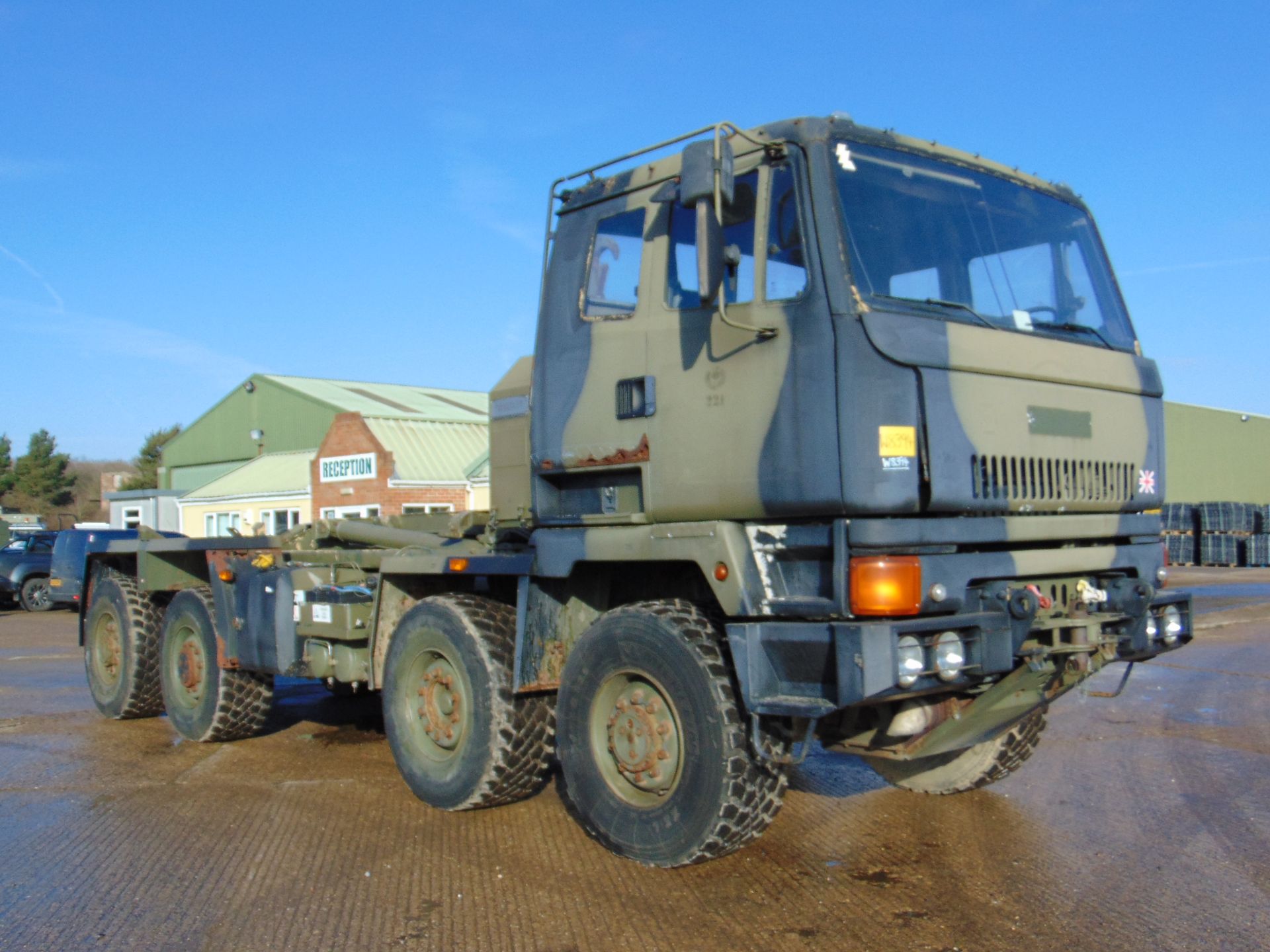 DAF 8x6 DROPS Multilift LHD Hook Loader - Image 2 of 33