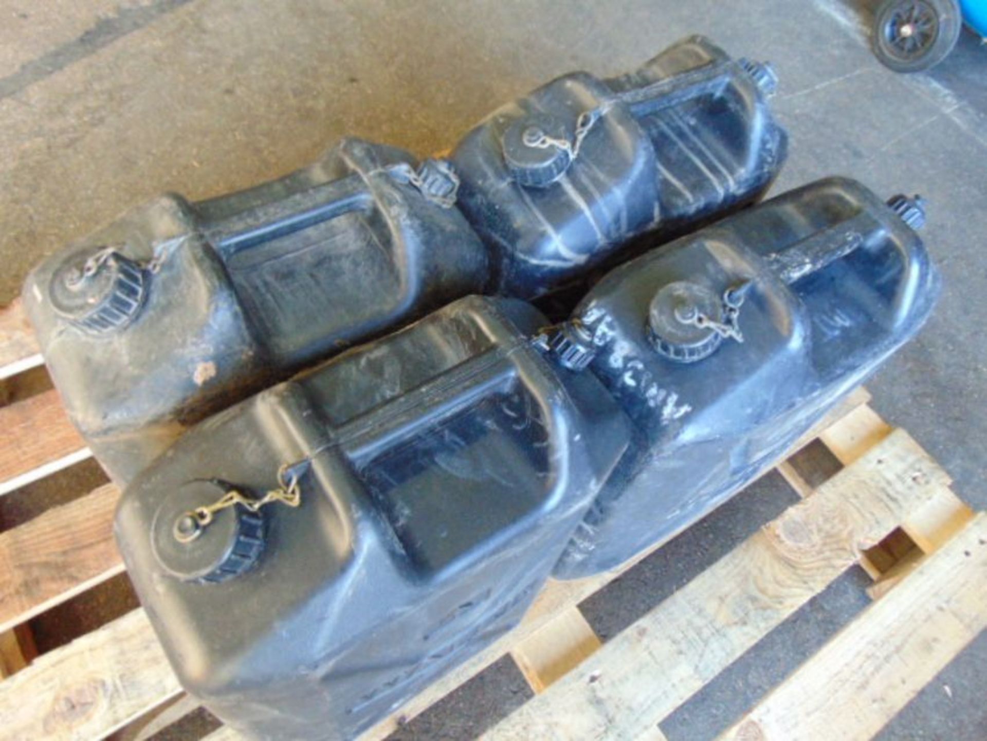 4 x Standard Nato 5 gall Water Jerry Cans as shown - Image 2 of 3