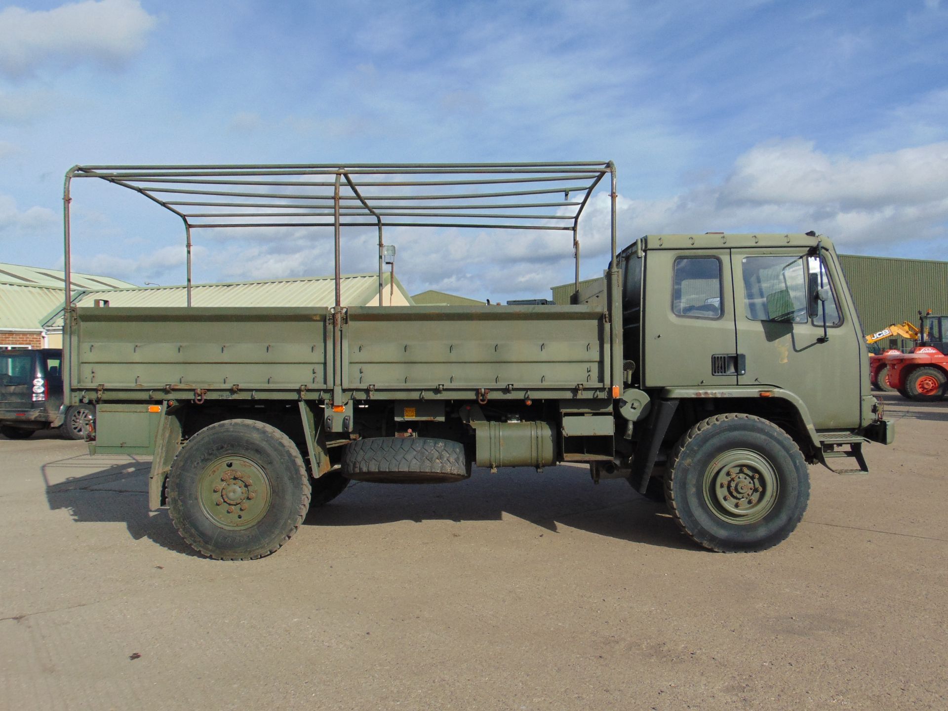 Leyland Daf 45/150 4 x 4 fitted with Hydraulic Winch ( operates Front and Rear ) - Image 7 of 24