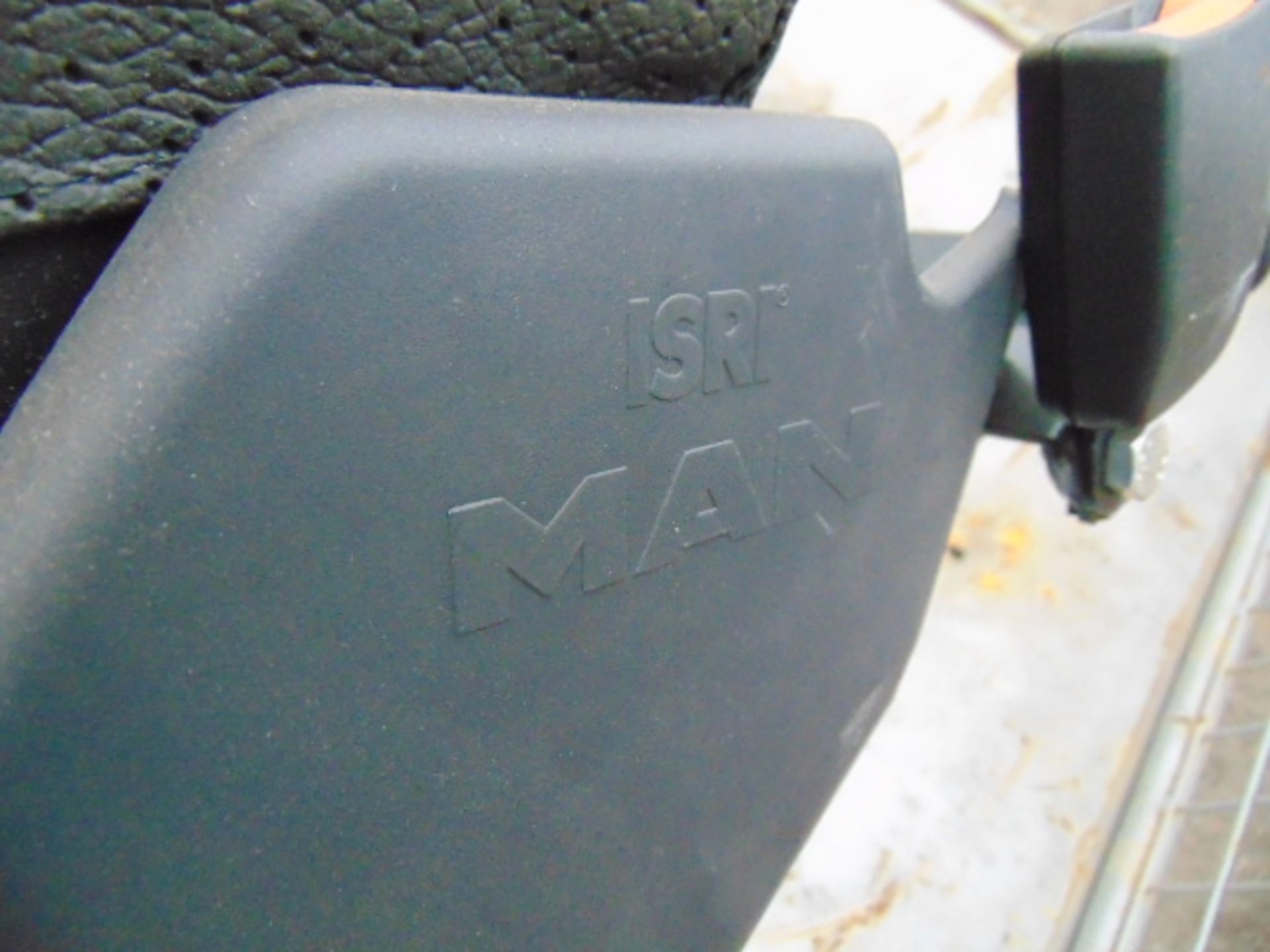 Isri MAN Vehicle Seat unissued - Image 5 of 5