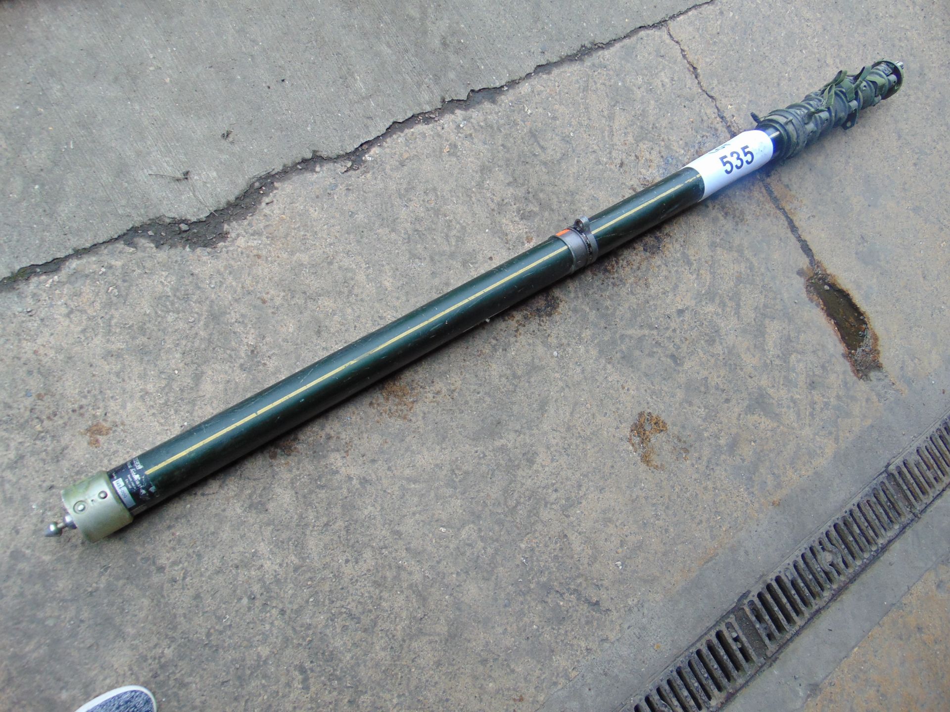 RACAL ANTENNA MAST USUALLY FITTED TO LANDROVER FFR VEHICLES - Image 3 of 4