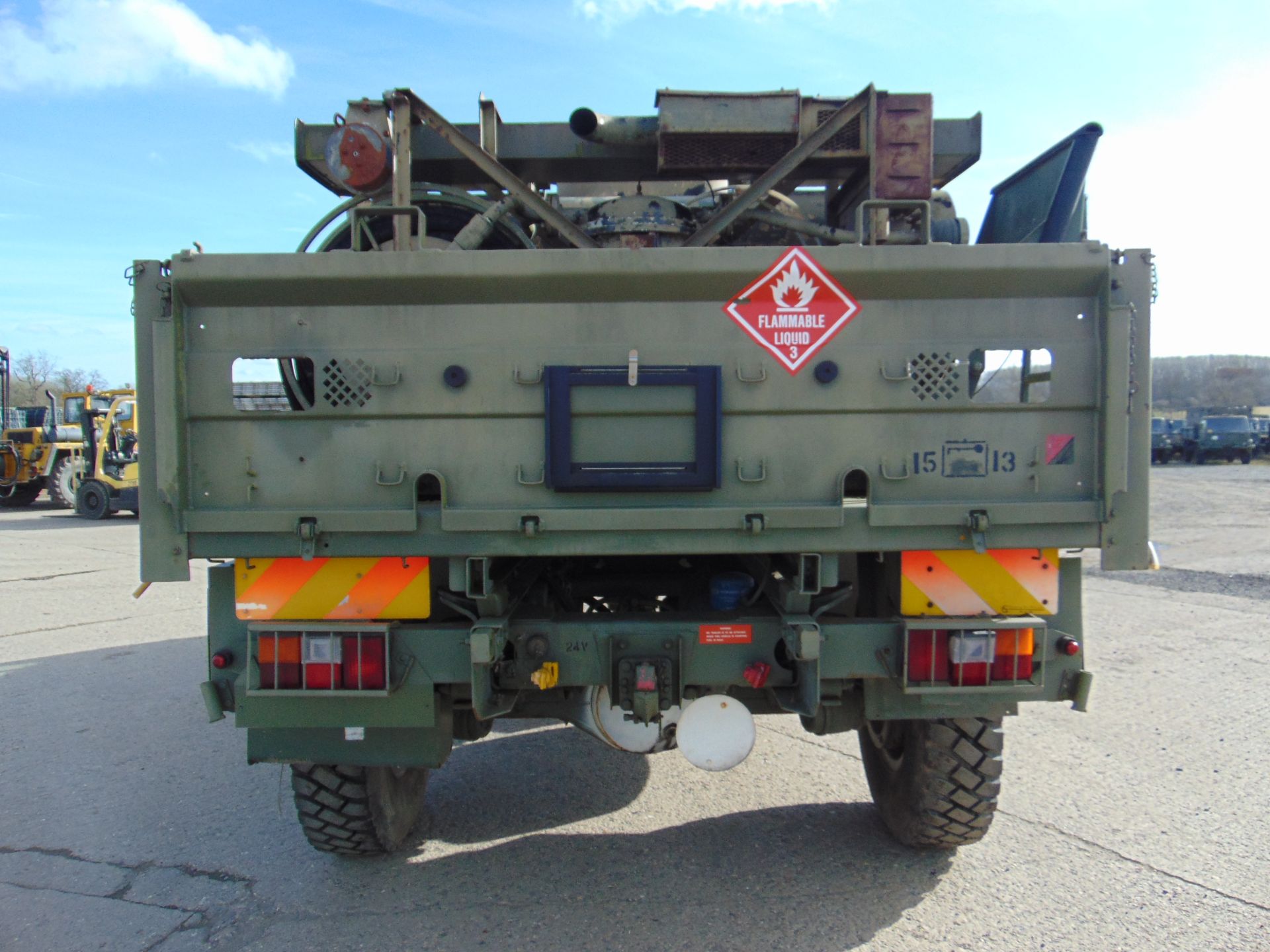 Leyland Daf 45/150 4 x 4 Refueling Truck C/W UBRE Bulk Fuel Dispensing System - Image 6 of 30