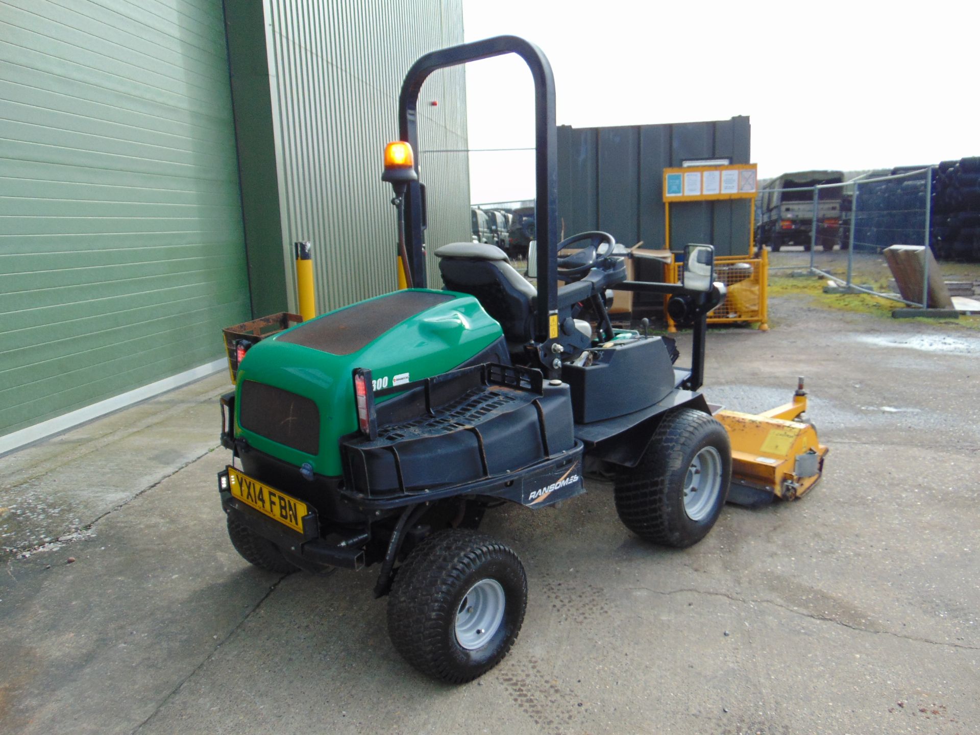 2014 Ransomes HR300 C/W Muthing Outfront Flail Mower ONLY 2,203 HOURS! - Bild 7 aus 26